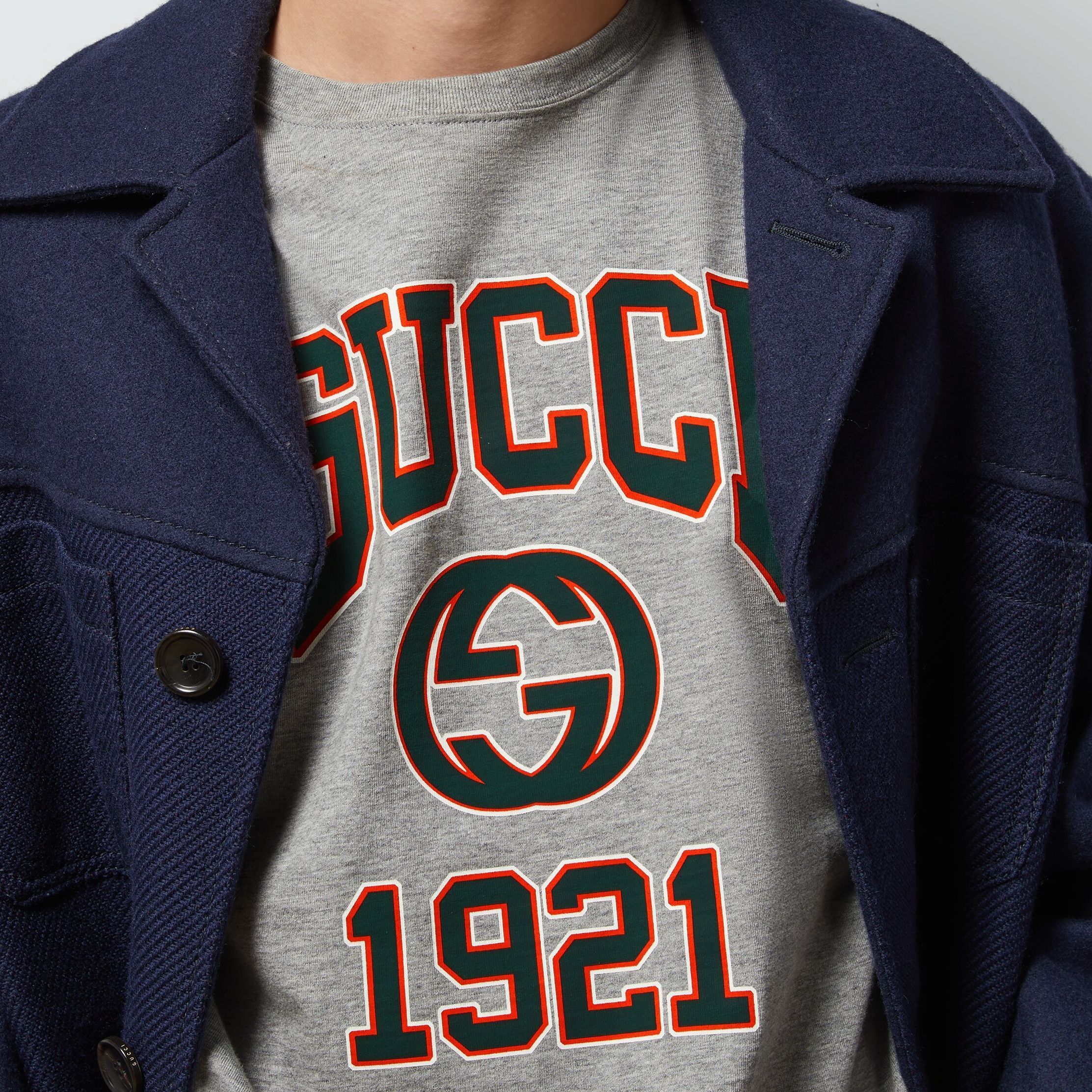 Gucci Gucci Logo 1921 Graphic T-Shirt Size M Size US M / EU 48-50 / 2 - 7 Thumbnail