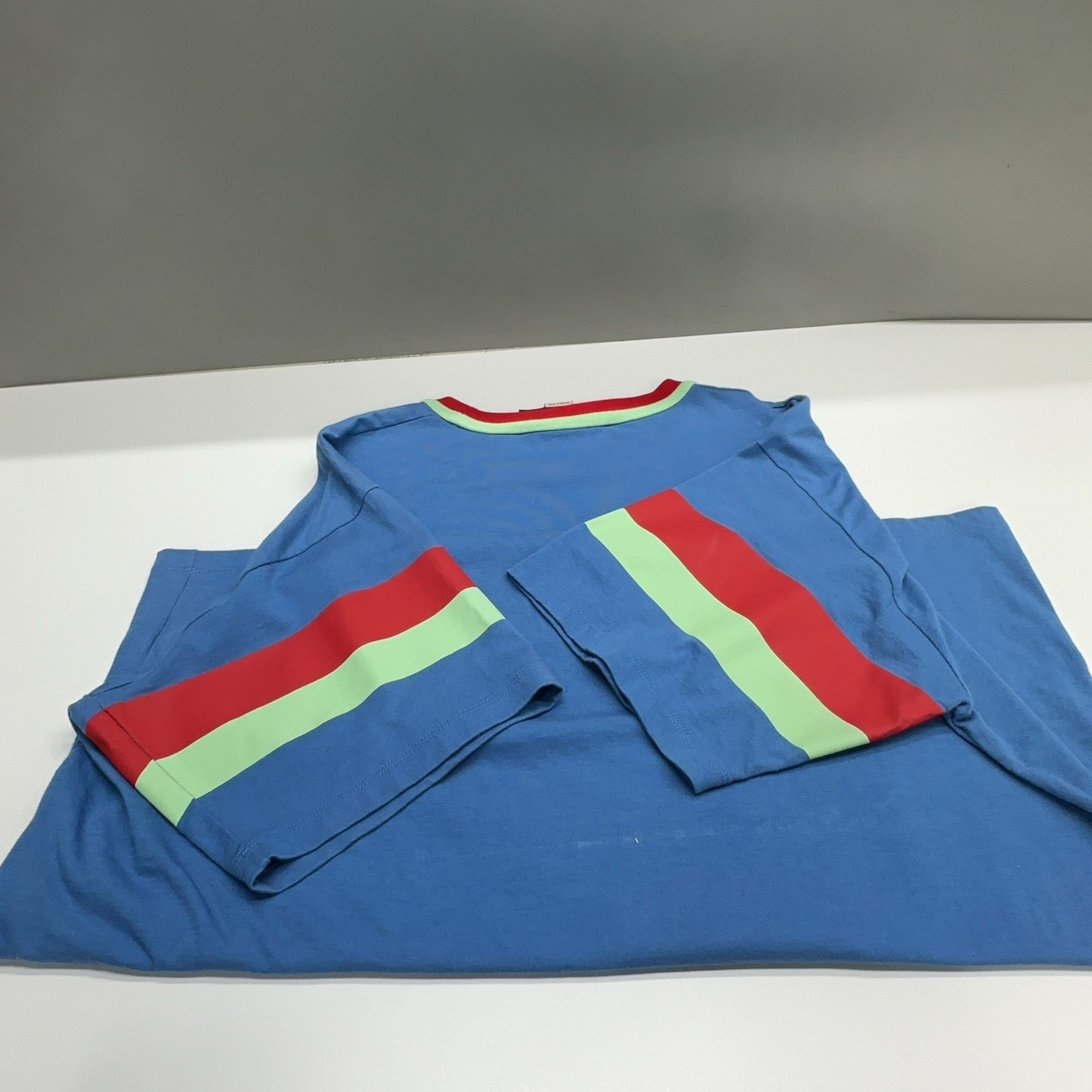 Gucci Gucci Forte Dei Marmi T-Shirt Size L Size US L / EU 52-54 / 3 - 13 Thumbnail