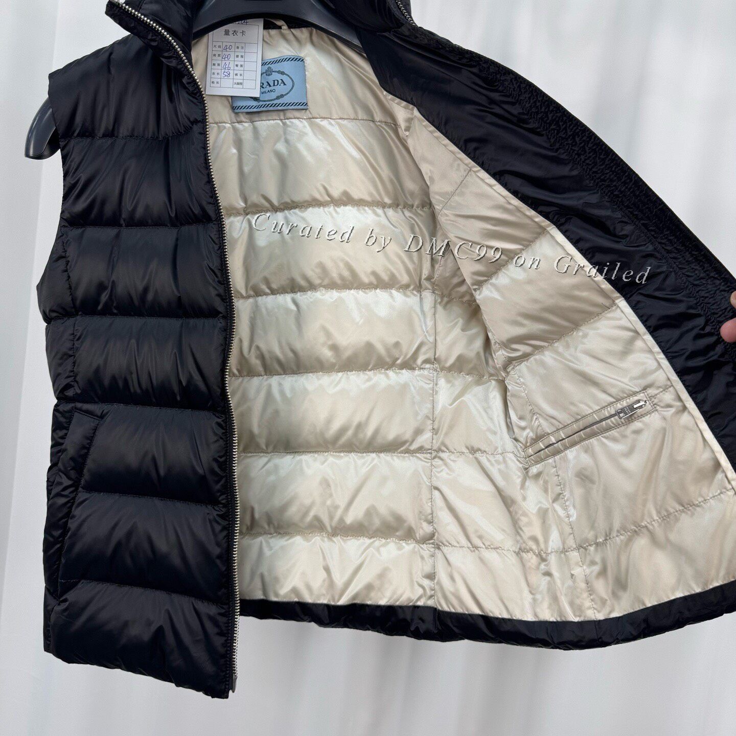 Prada Prada Triangle Logo Down Vest Size US XXS / EU 40 - 5 Thumbnail