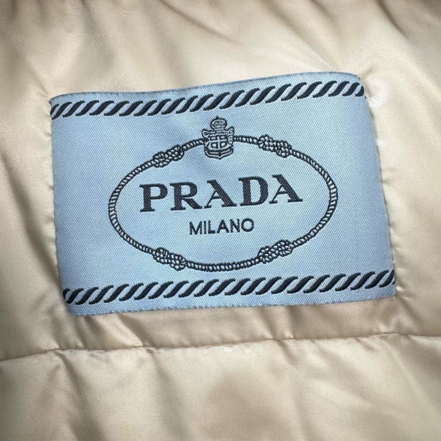 Prada Prada Triangle Logo Down Vest Size US XXS / EU 40 - 6 Thumbnail