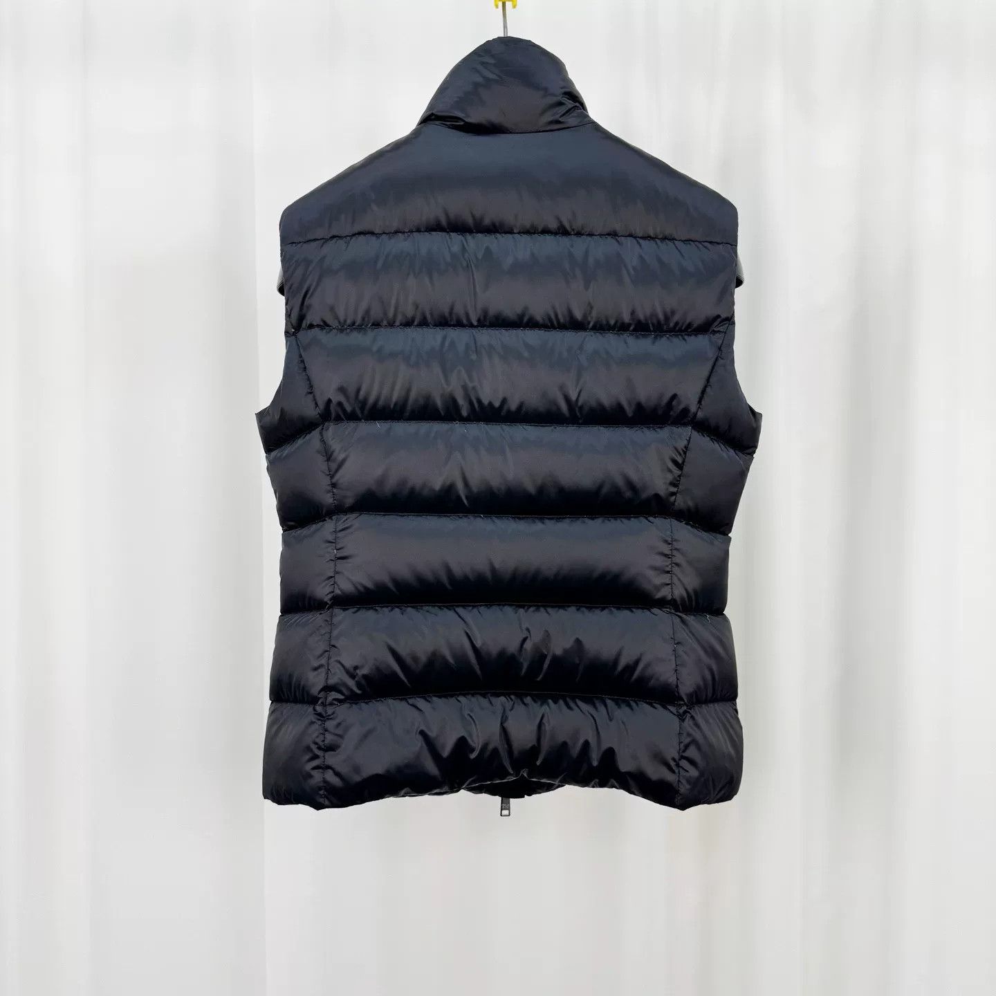 Prada Prada Triangle Logo Down Vest Size US XXS / EU 40 - 2 Thumbnail