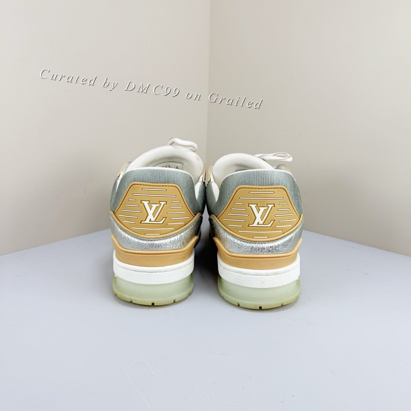 Louis Vuitton Louis Vuitton Trainer Silver Sneaker Size US 8 / EU 41 - 3 Thumbnail