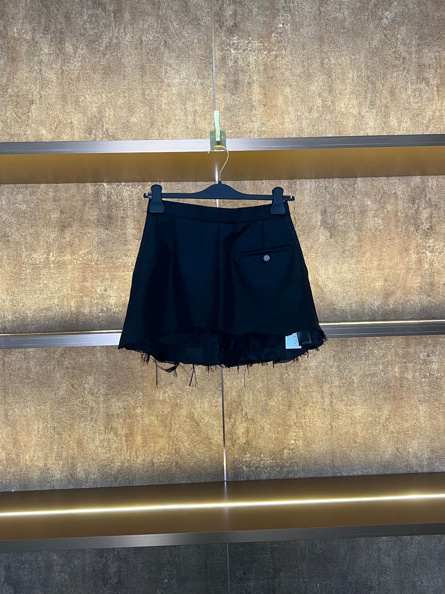 Balenciaga Balenciaga Women's Fringe Distressed Skirt Size 36" / US 14 / IT 50 - 2 Thumbnail