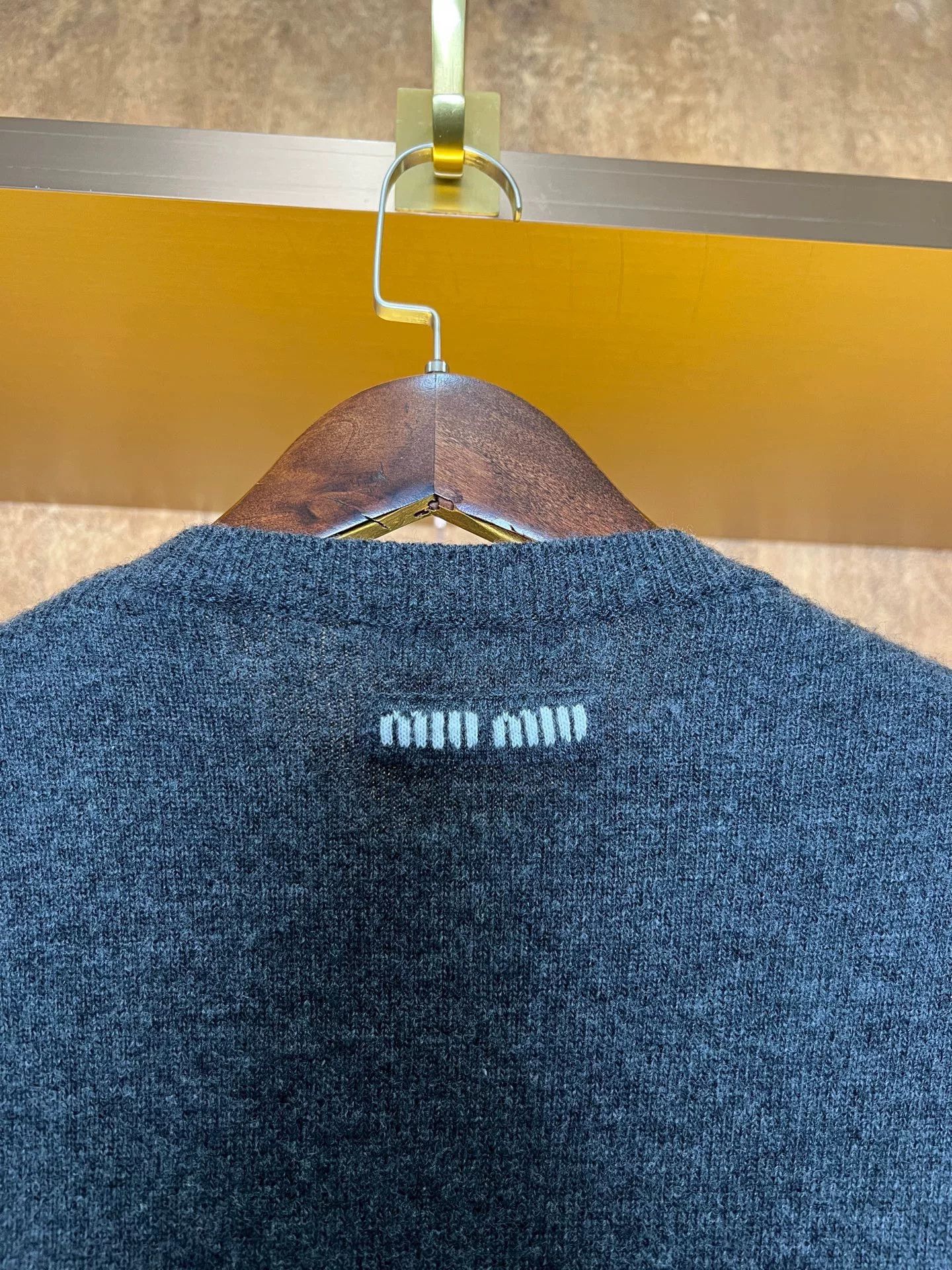 Miu Miu Miumiu Slogan Cashmere Cardigan Size S / US 4 / IT 40 - 3 Thumbnail