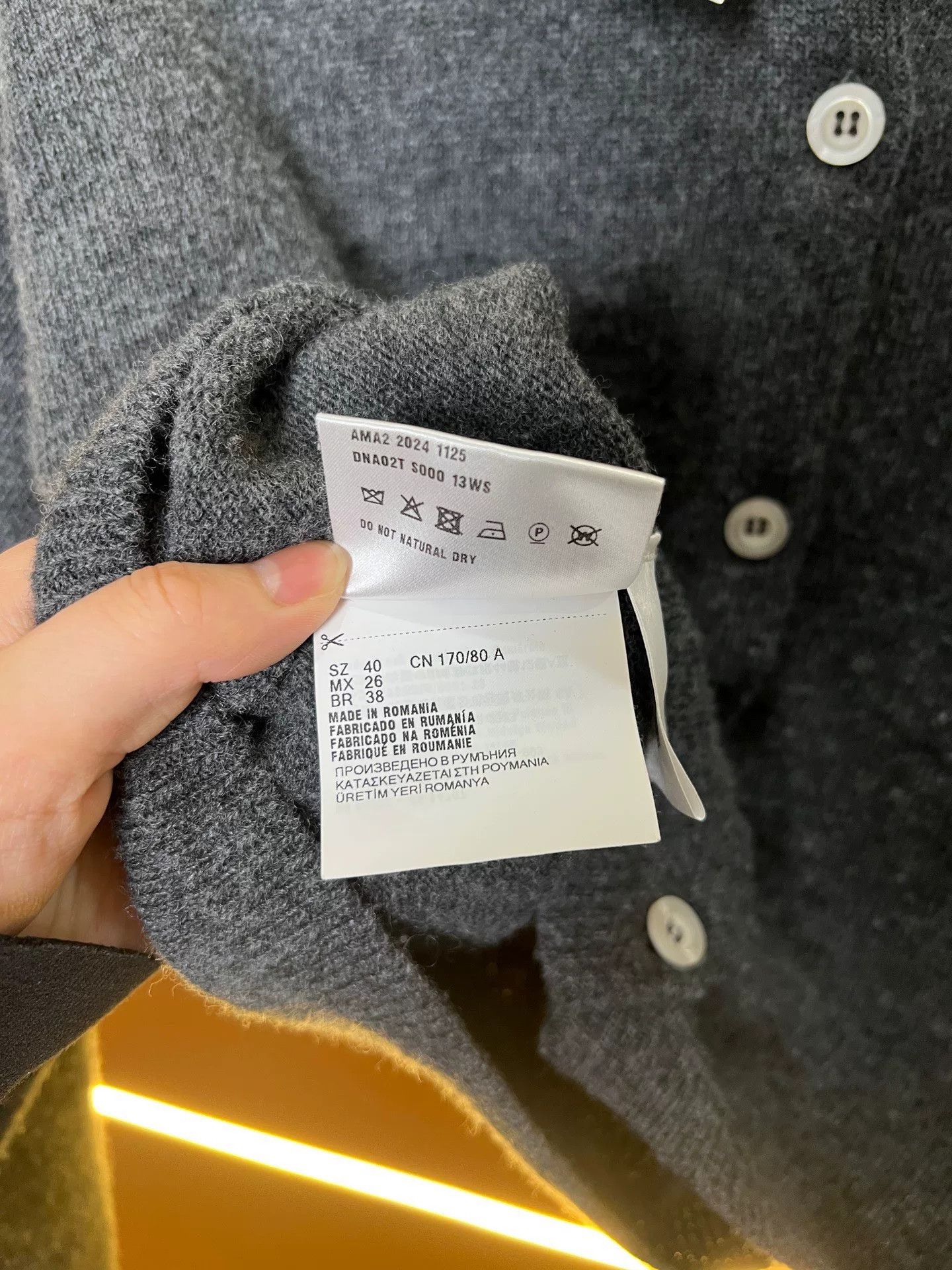 Miu Miu Miumiu Slogan Cashmere Cardigan Size S / US 4 / IT 40 - 5 Thumbnail