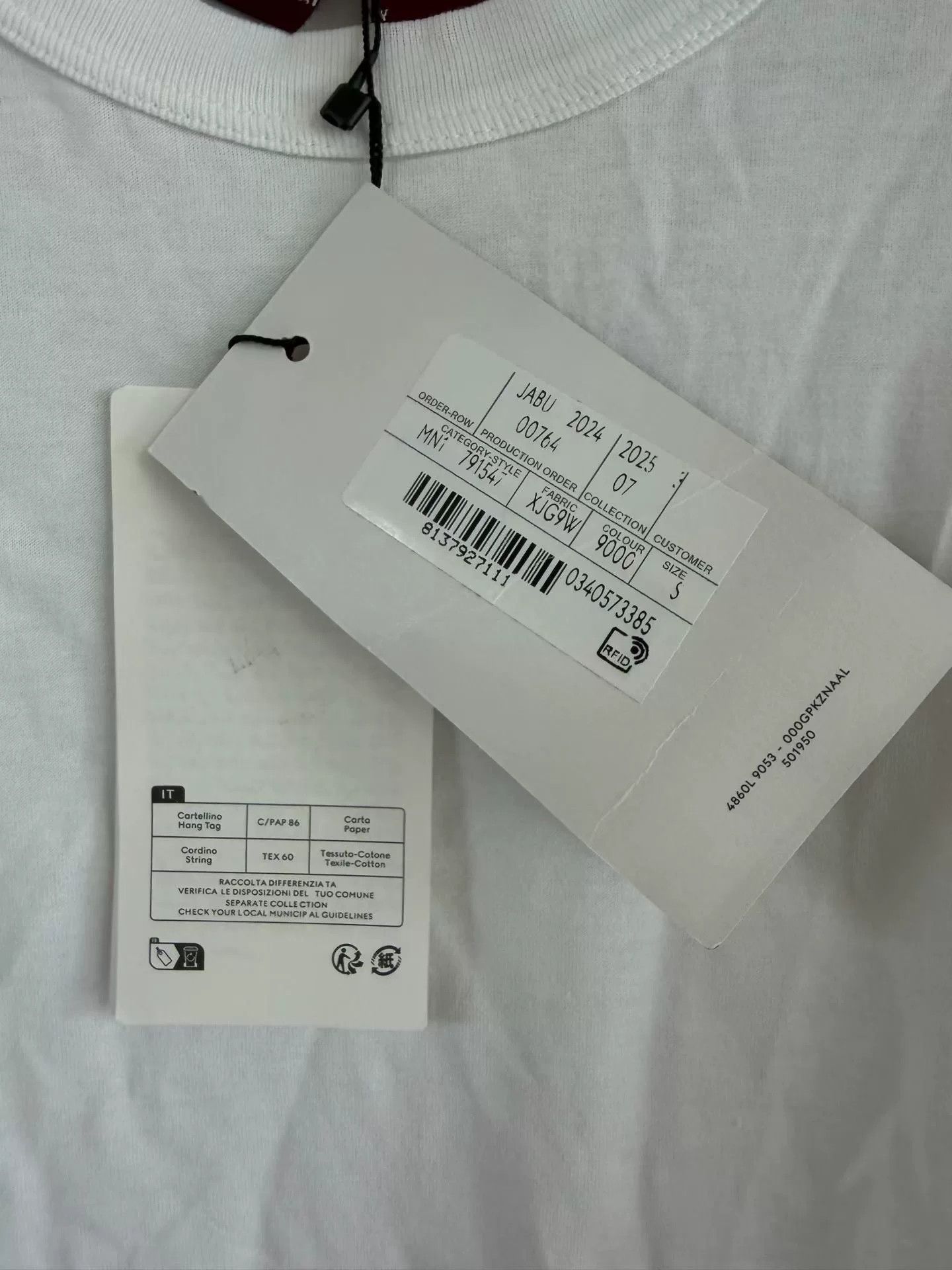 Gucci Gucci Men's Solid White Loose Round Neck T-Shirt Size US S / EU 44-46 / 1 - 5 Thumbnail