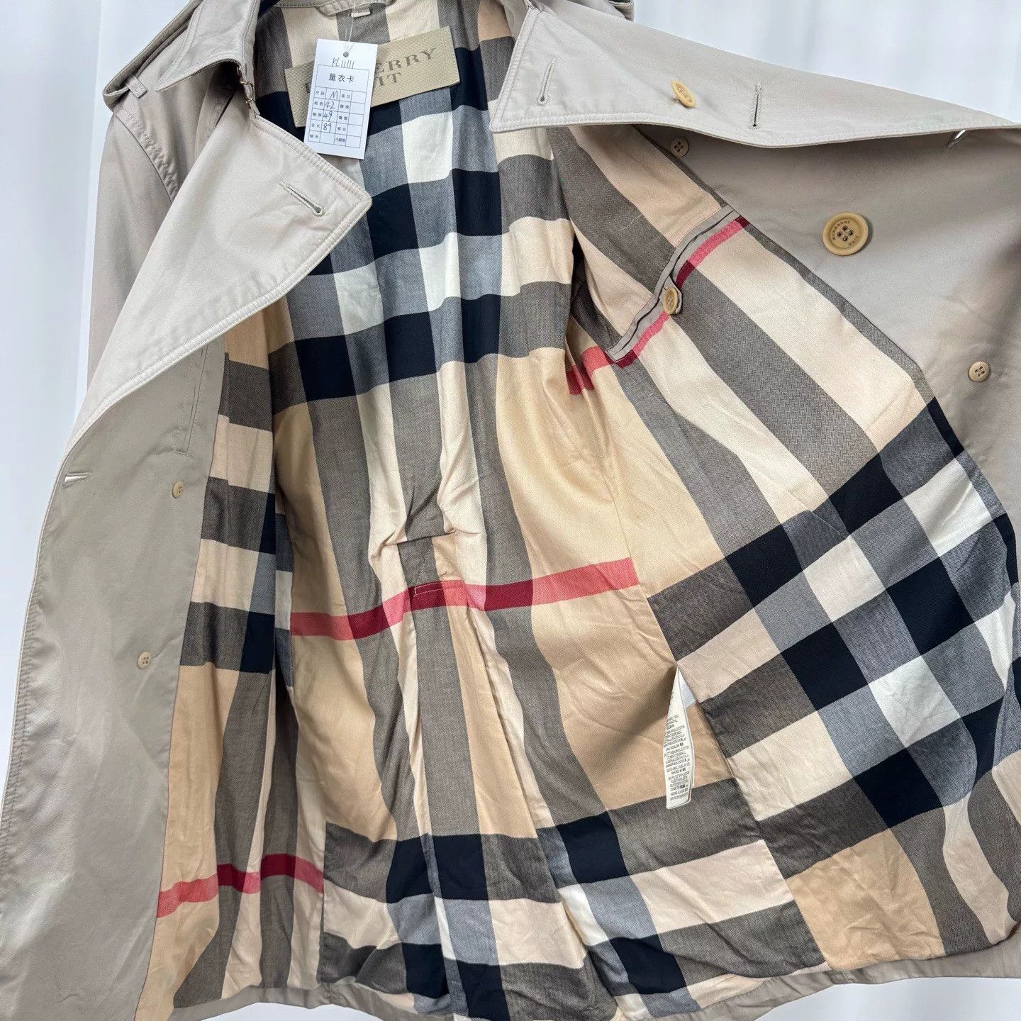Burberry Burberry Double-Breasted Trench Coat Size US M / EU 48-50 / 2 - 5 Thumbnail