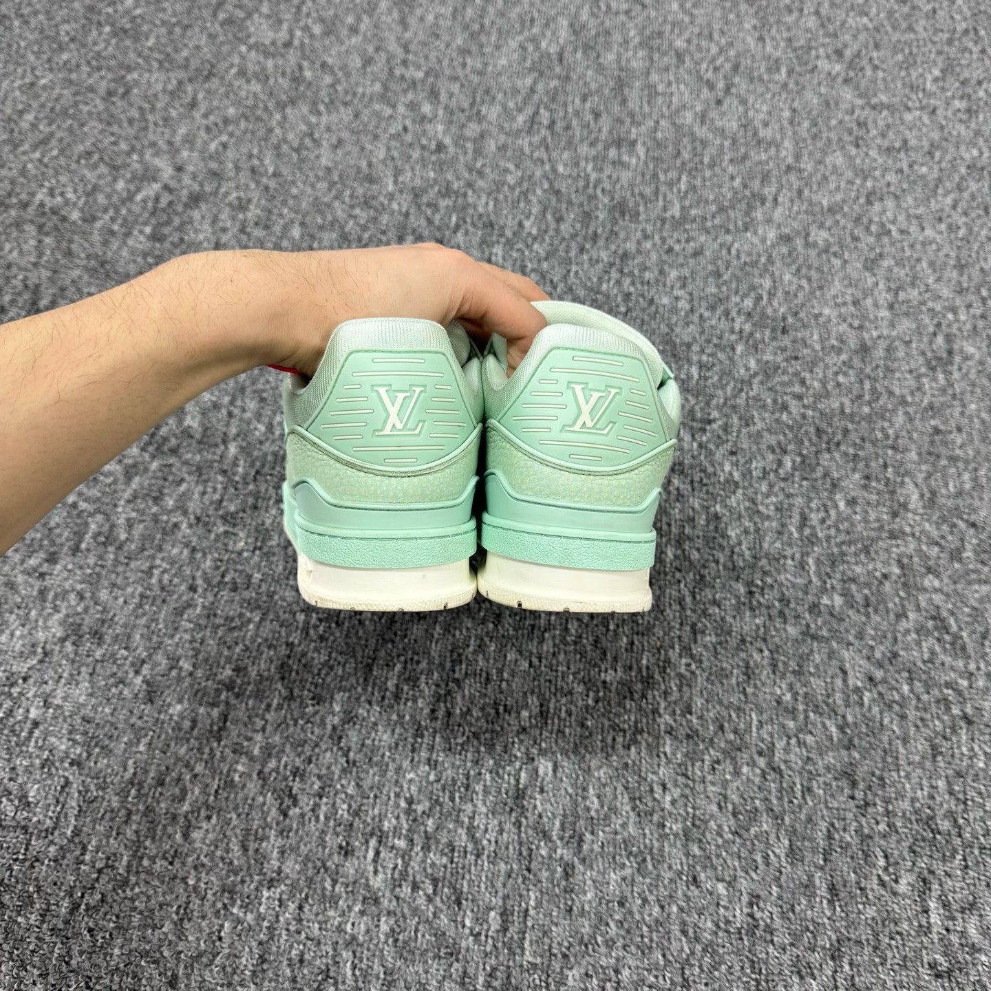 Louis Vuitton Louis Vuitton Mint Green Trainer Sneakers 39 Size US 8 / IT 38 - 4 Thumbnail