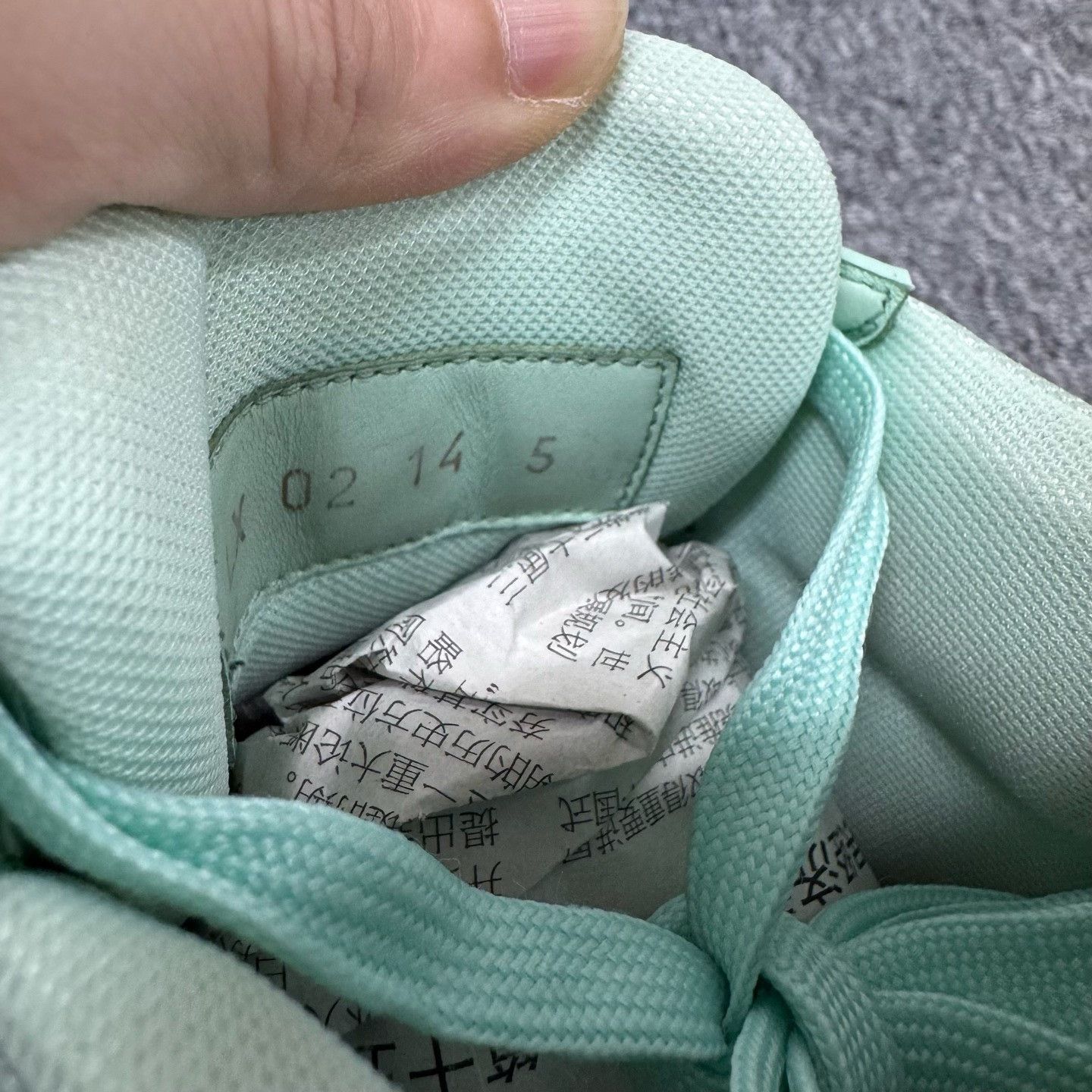Louis Vuitton Louis Vuitton Mint Green Trainer Sneakers 39 Size US 8 / IT 38 - 7 Thumbnail