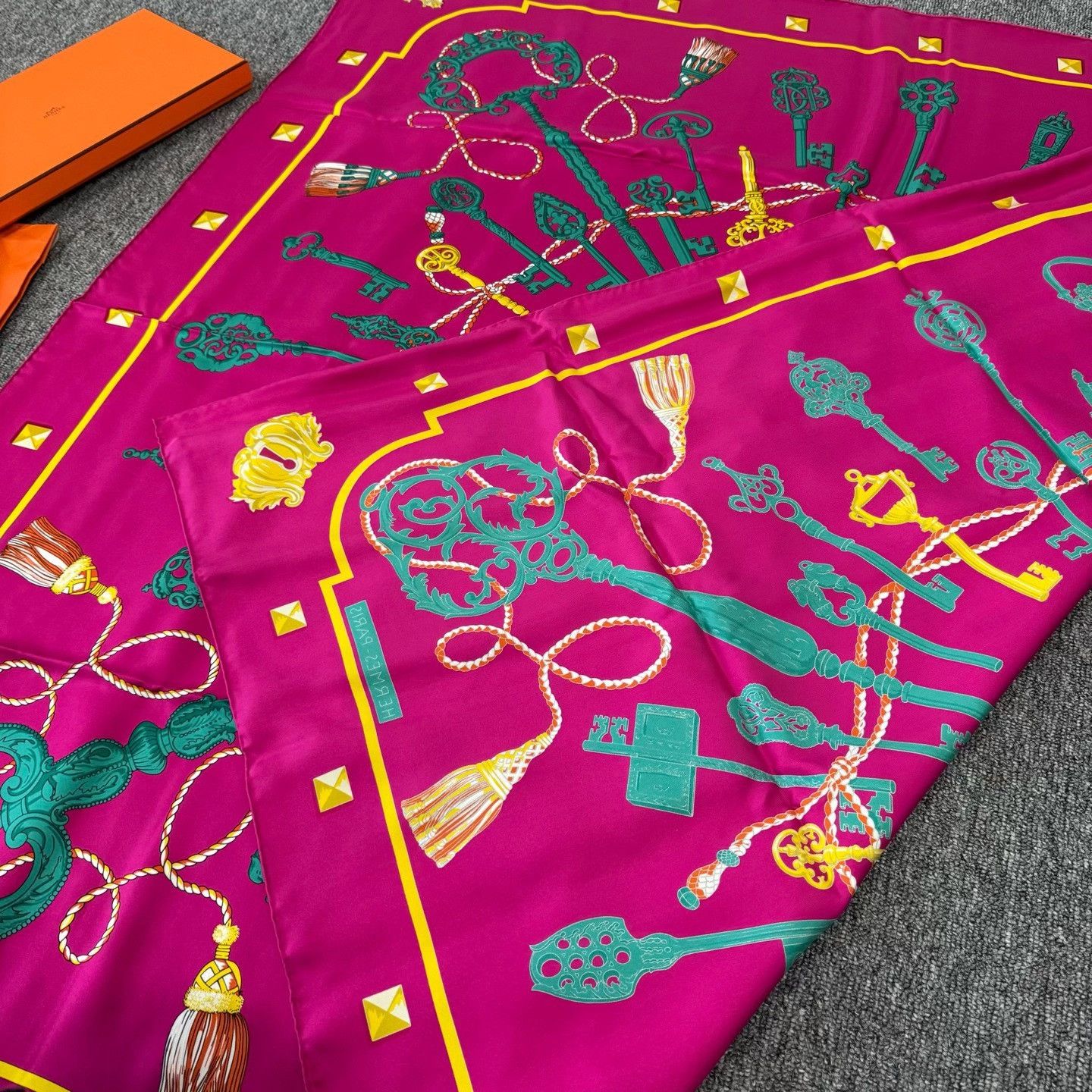 Hermes Hermes Key Square Scarf 140x140cm Size ONE SIZE - 3 Thumbnail