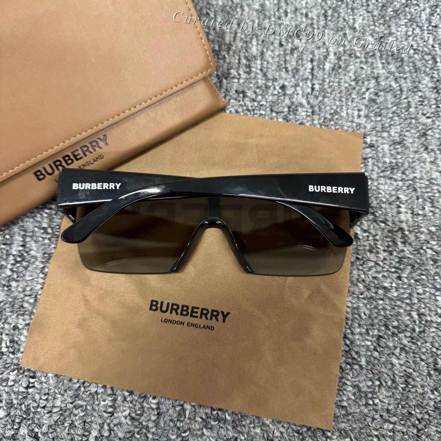 Burberry Burberry All-over Large Letter Square Sunglasses Size ONE SIZE - 3 Thumbnail