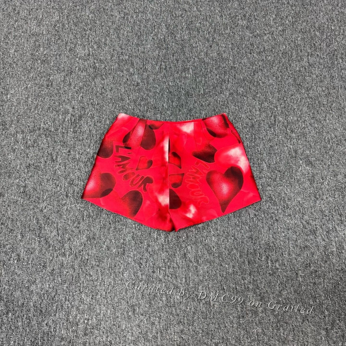 Valentino Valentino Runway Valentine's Limited Shorts Size 34" / US 12 / IT 48 - 2 Thumbnail