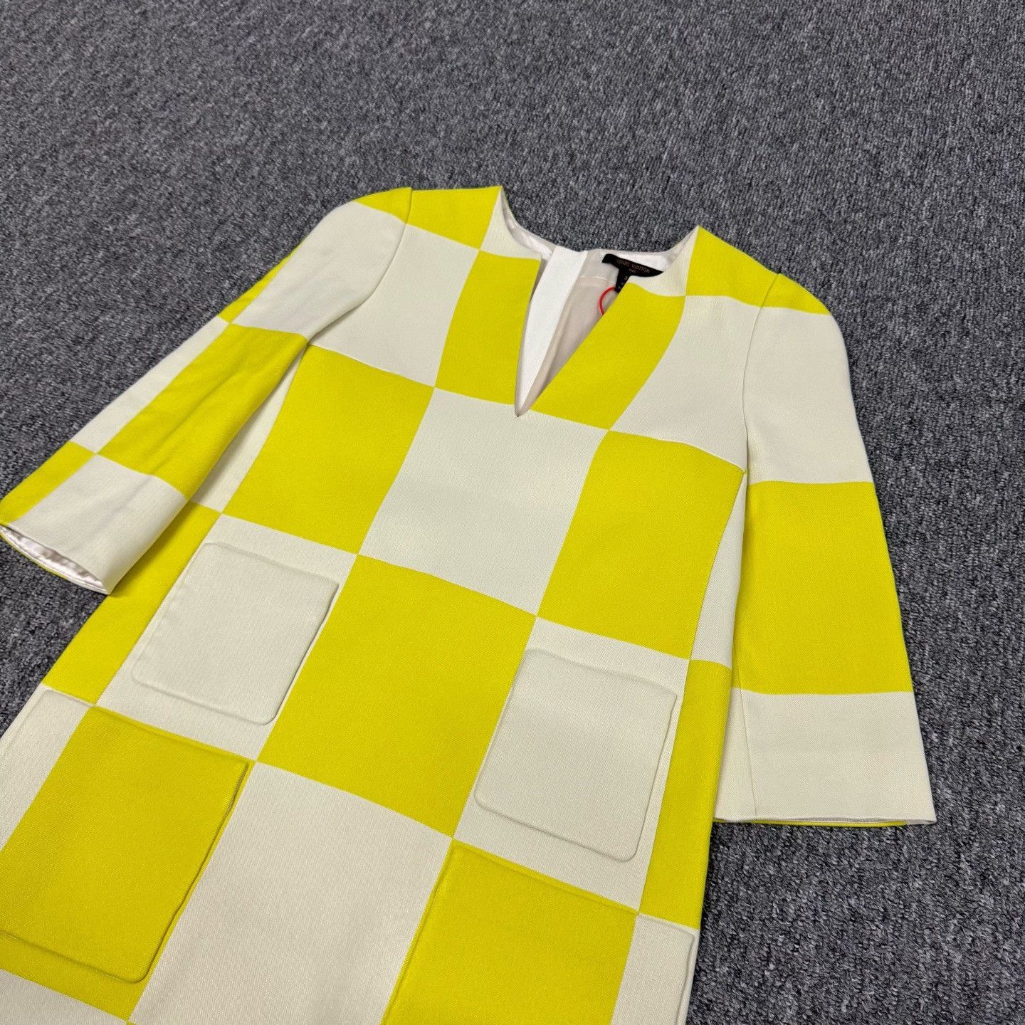 Louis Vuitton Louis Vuitton Yellow Checkered Runway Dress Size XXS / US 00 / IT 34 - 4 Thumbnail