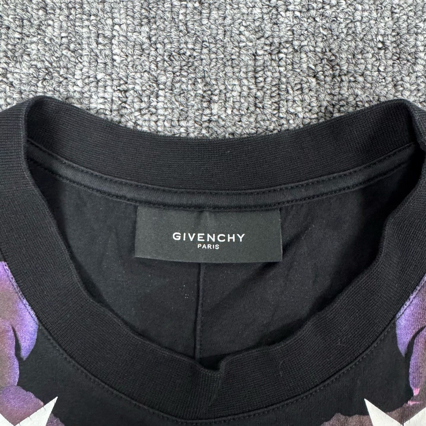 Givenchy Givenchy Floral Shoulder Deco Short Sleeve T-Shirt S Size S / US 4 / IT 40 - 5 Thumbnail