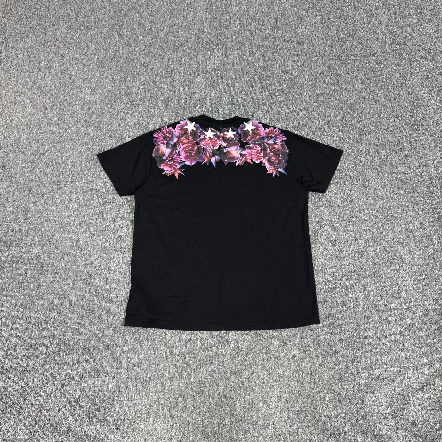 Givenchy Givenchy Floral Shoulder Deco Short Sleeve T-Shirt S Size S / US 4 / IT 40 - 2 Thumbnail