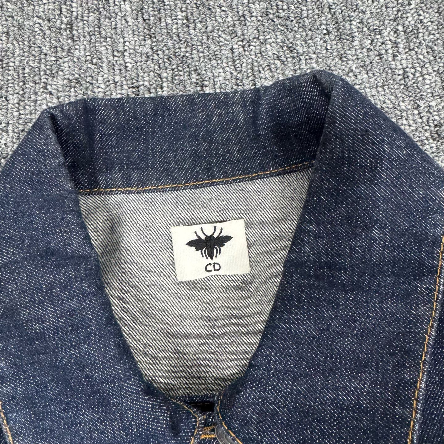 Dior Dior Oversized Bee Denim Utility Jacket Size XXS / US 00 / IT 34 - 6 Thumbnail