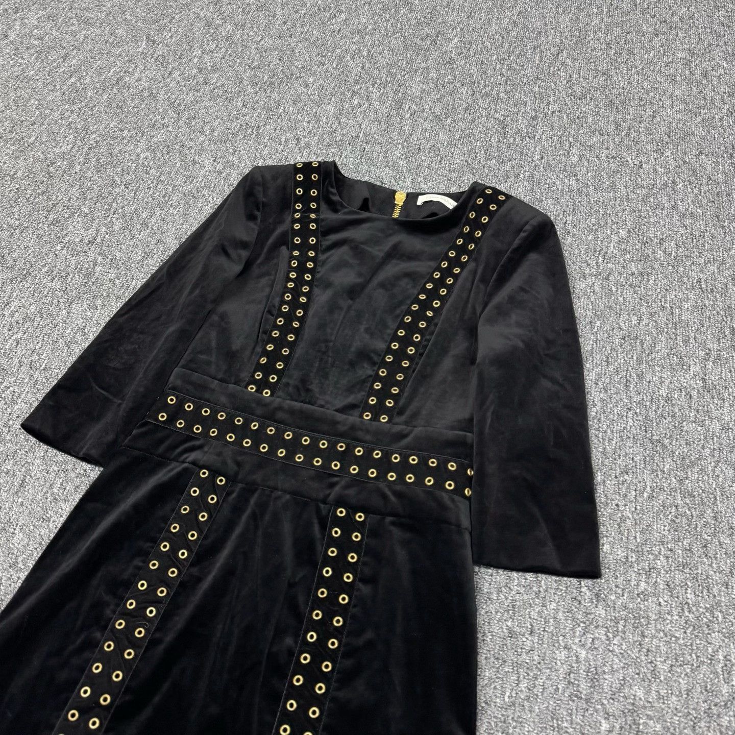 Balmain Balmain Black Velvet Gold Eyelet Rivet Size XS / US 0-2 / IT 36-38 - 4 Thumbnail