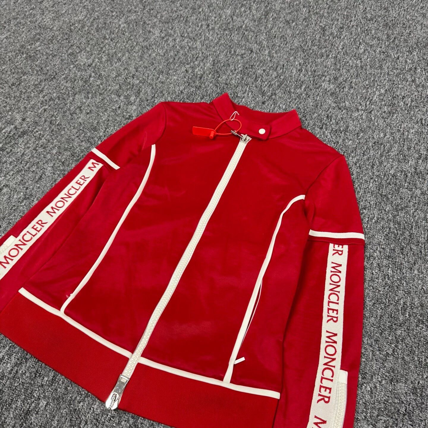 Moncler Moncler Maglia Red Stand Collar Jacket S Size US S / EU 44-46 / 1 - 4 Thumbnail