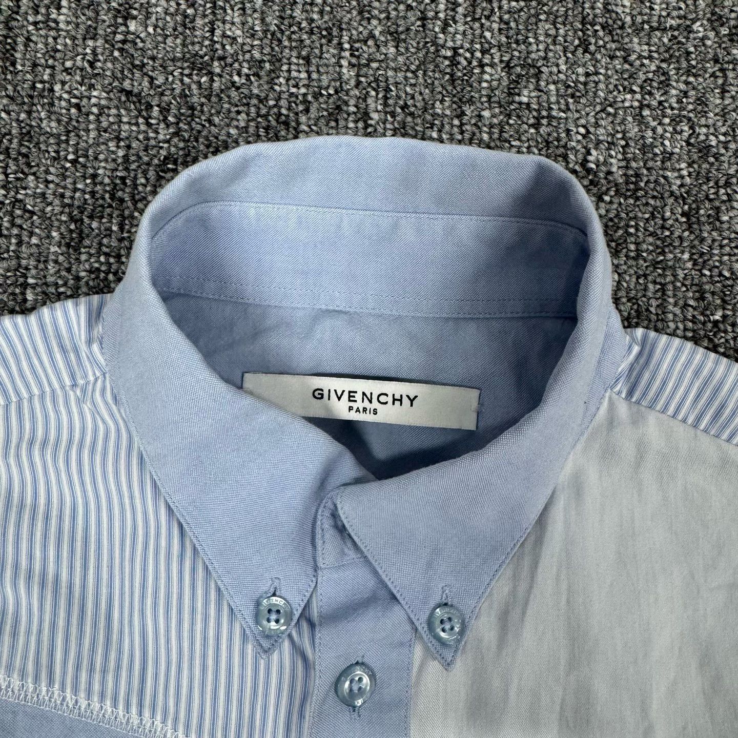 Givenchy Givenchy Light Blue Patchwork Long-Sleeve Shirt Size US M / EU 48-50 / 2 - 5 Thumbnail
