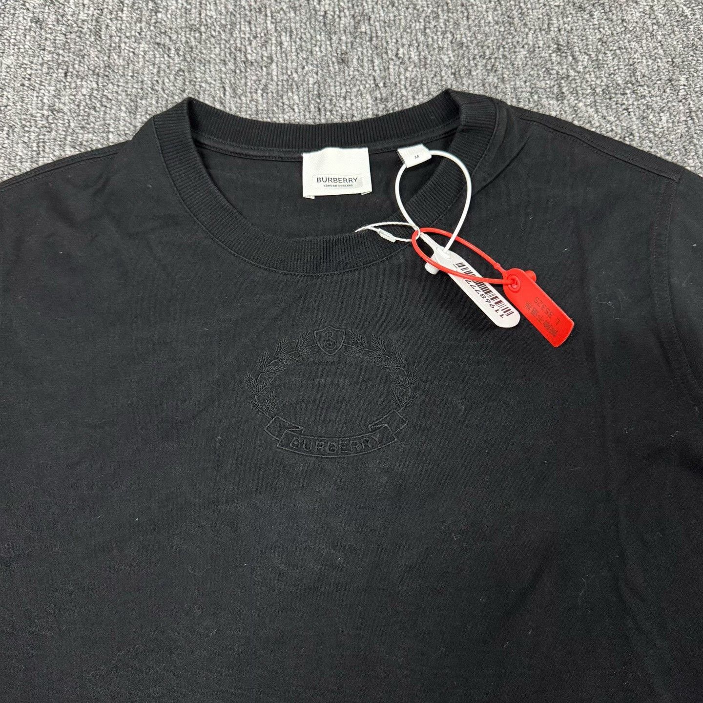 Burberry Burberry Short Sleeve T-Shirt M Size US M / EU 48-50 / 2 - 4 Thumbnail