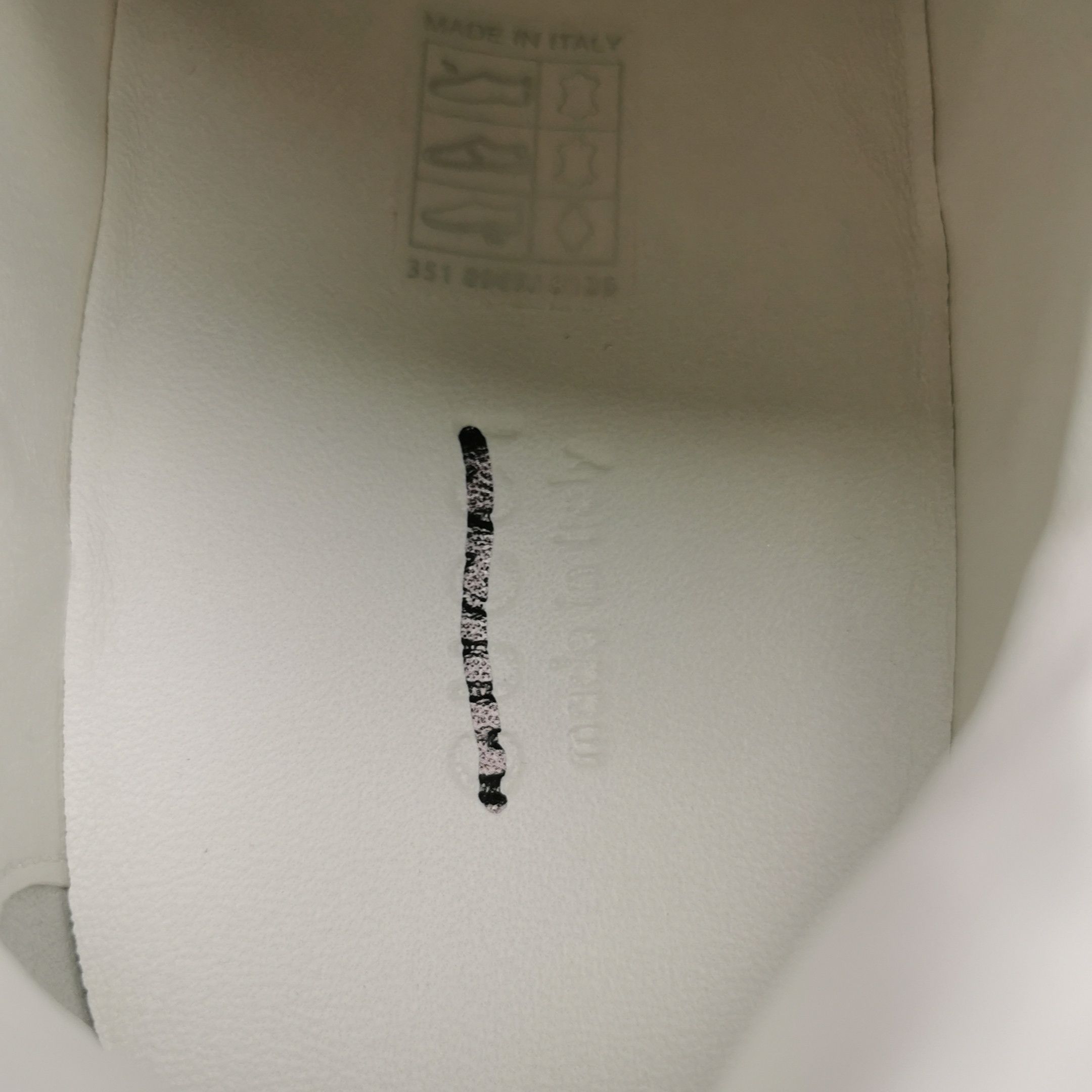 Gucci Gucci Women 9 Lowtop Sneakers Size US 9 / IT 39 - 9 Thumbnail
