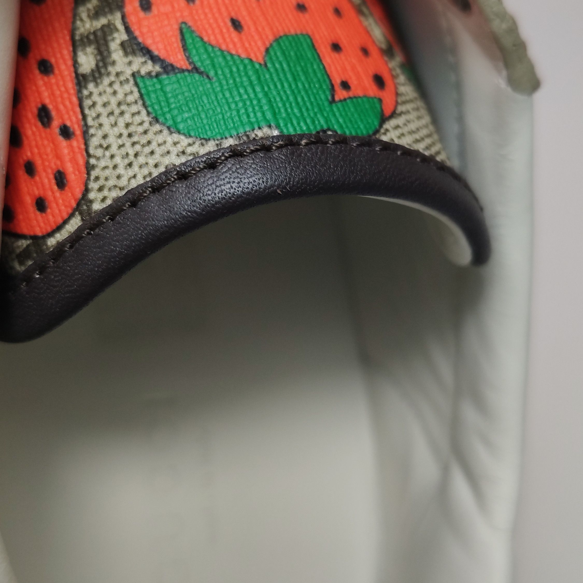 Gucci Gucci Women 6 Lowtop Sneakers Size US 6 / IT 36 - 7 Thumbnail