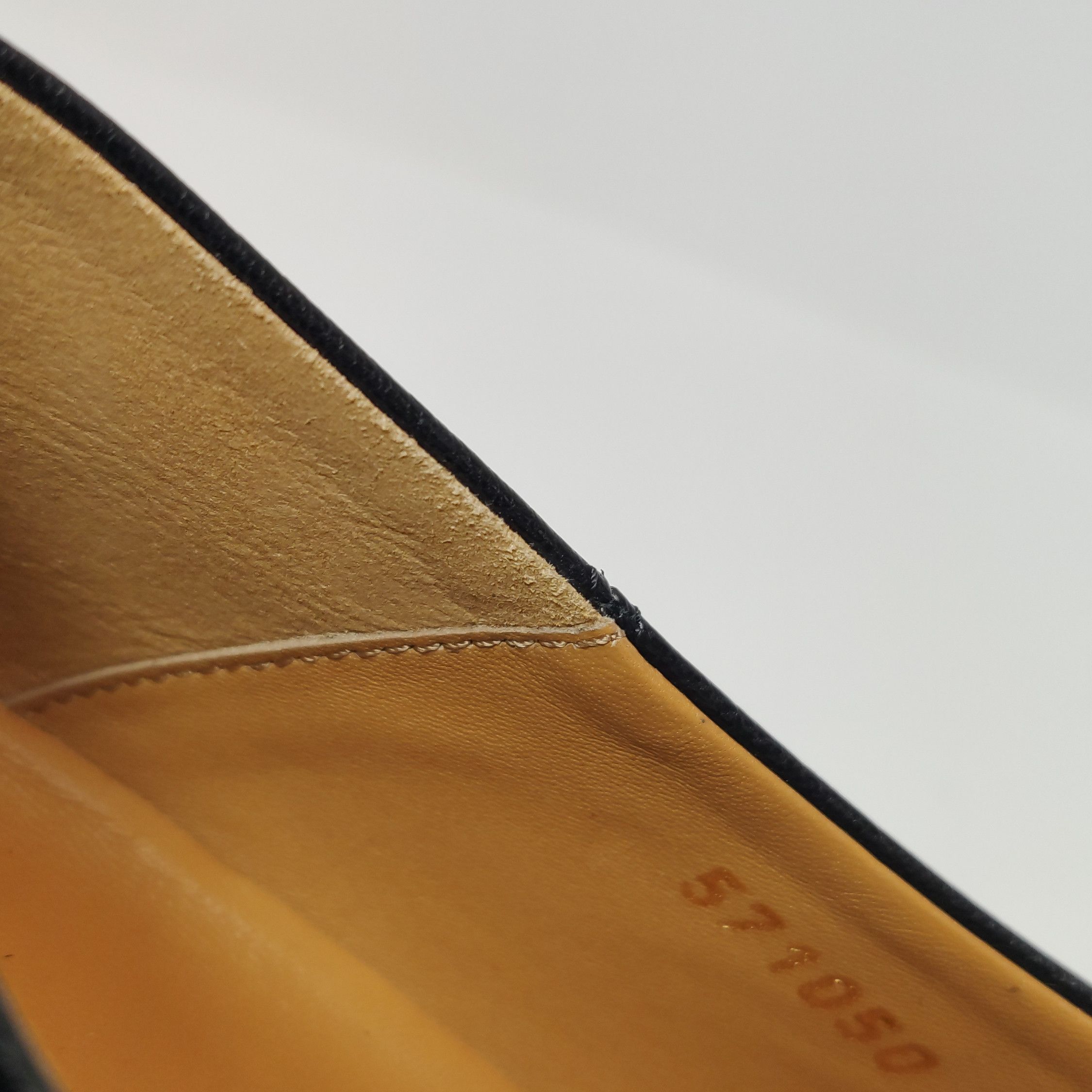 Gucci Gucci Women 5-5 Flats Size US 5.5 / IT 35.5 - 9 Thumbnail