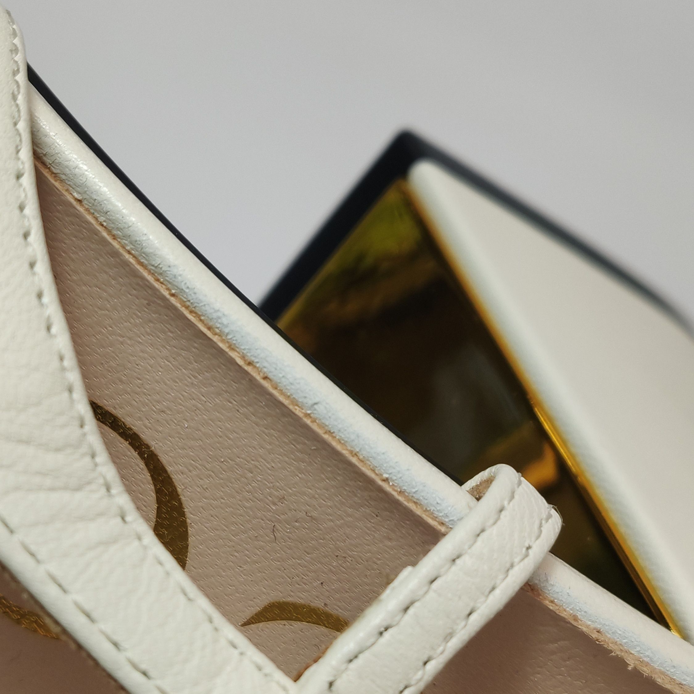 Gucci Gucci Women 9-5 Heels Size US 9.5 / IT 39.5 - 8 Thumbnail