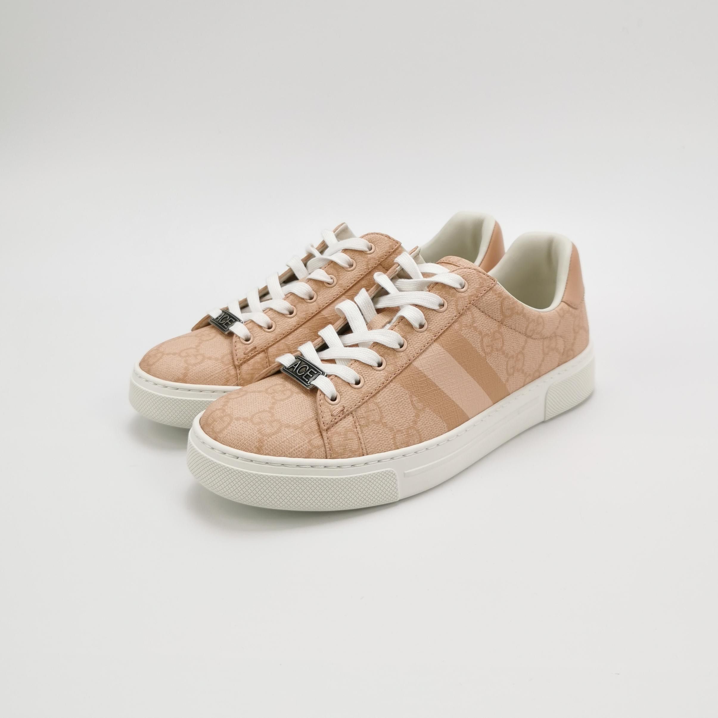 Gucci Gucci Women 6-5 Lowtop Sneakers Size US 6.5 / IT 36.5 - 2 Thumbnail