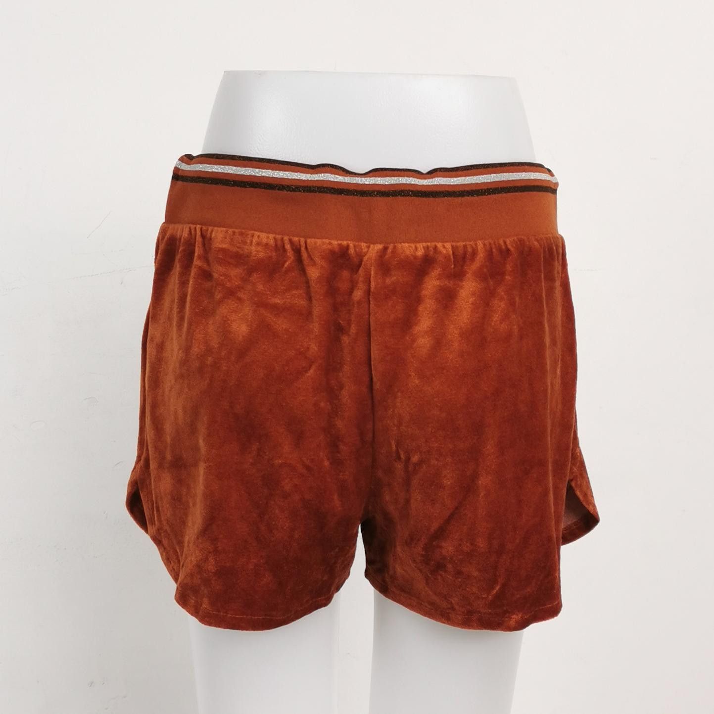 Gucci Gucci Women 28 Shorts Size 28" / US 6 / IT 42 - 2 Thumbnail