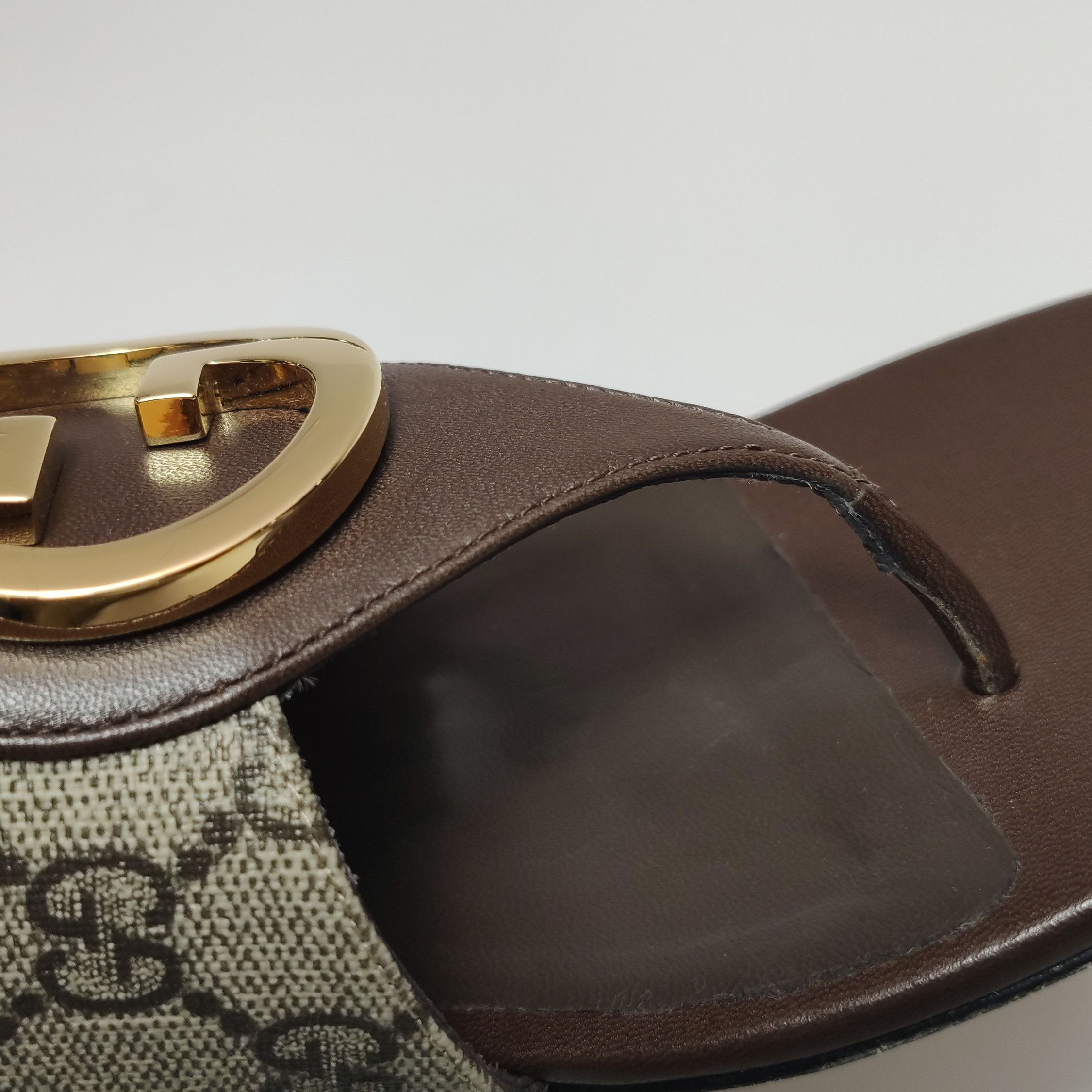Gucci Gucci Women 8 Sandals Size US 8 / IT 38 - 9 Thumbnail