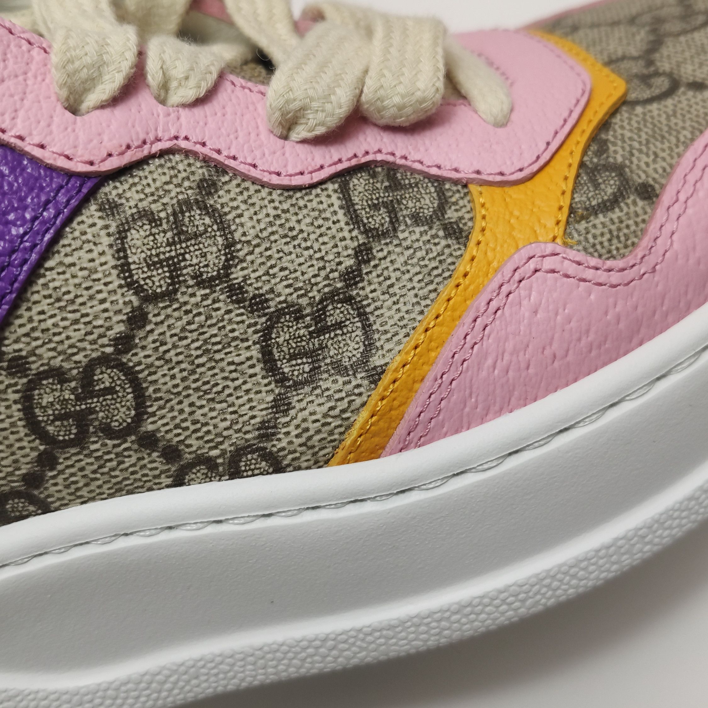 Gucci Gucci Women 5-5 Lowtop Sneakers Size US 5.5 / IT 35.5 - 7 Thumbnail