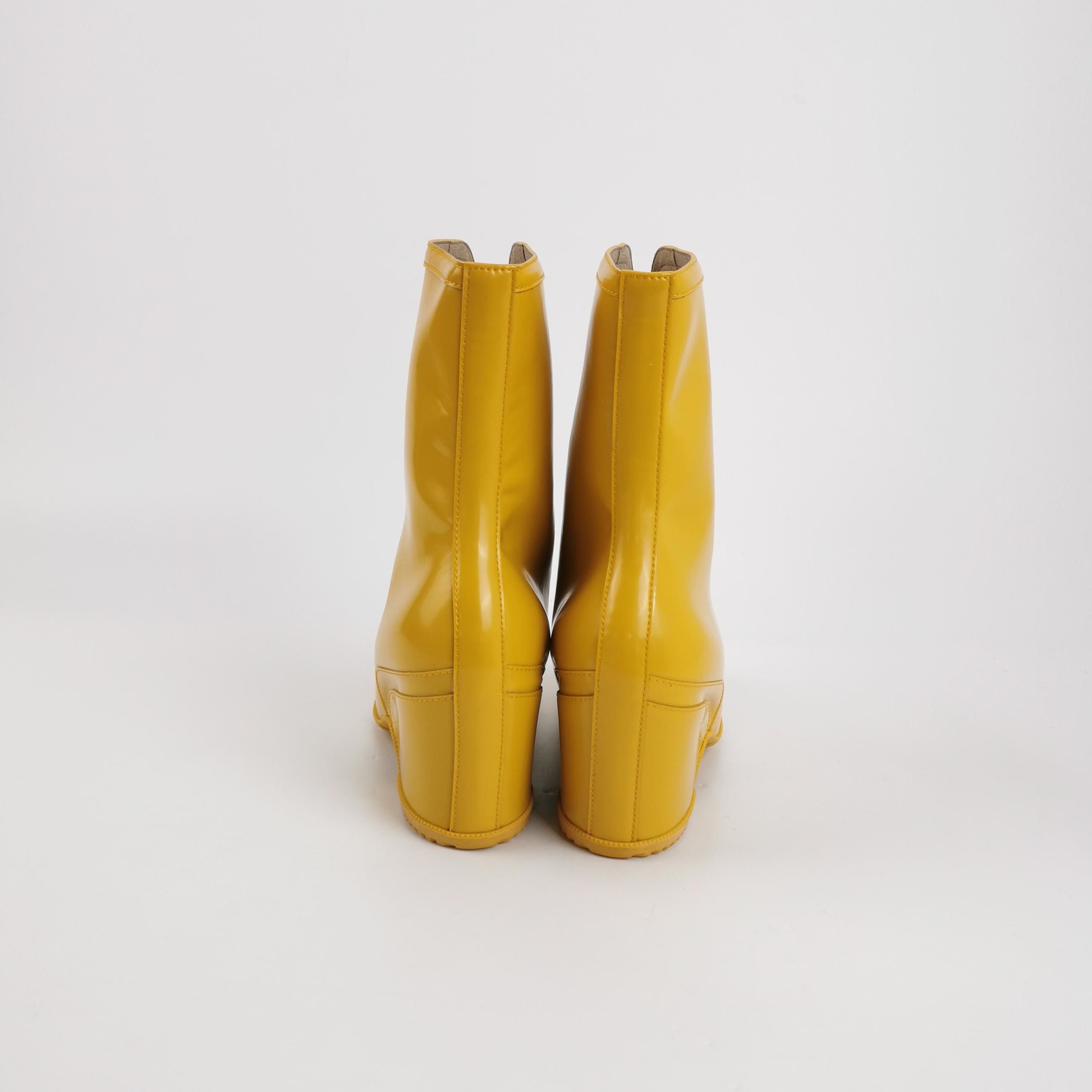 Gucci Gucci Women 7-5 Boots Size US 7.5 / IT 37.5 - 4 Thumbnail