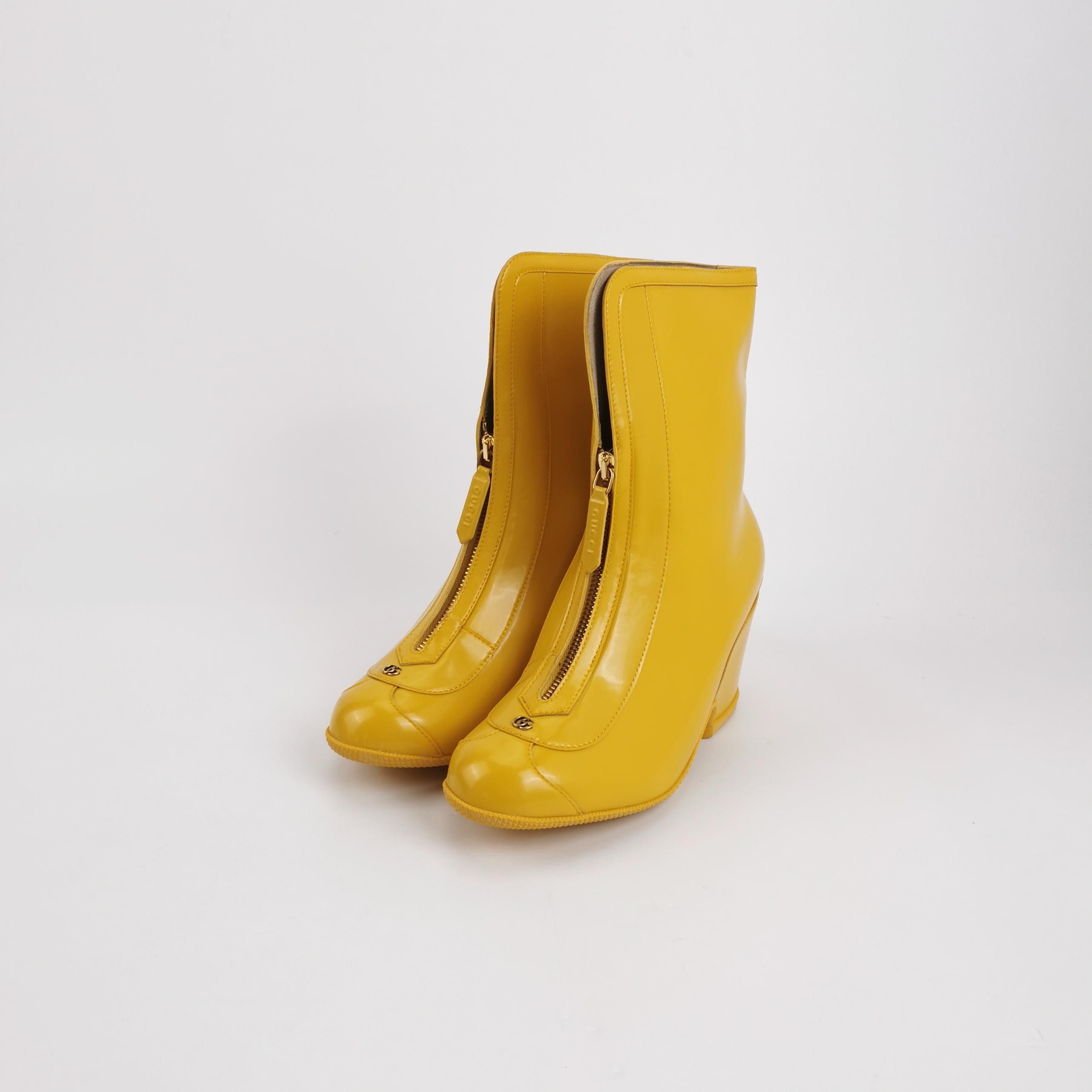 Gucci Gucci Women 7-5 Boots Size US 7.5 / IT 37.5 - 2 Thumbnail