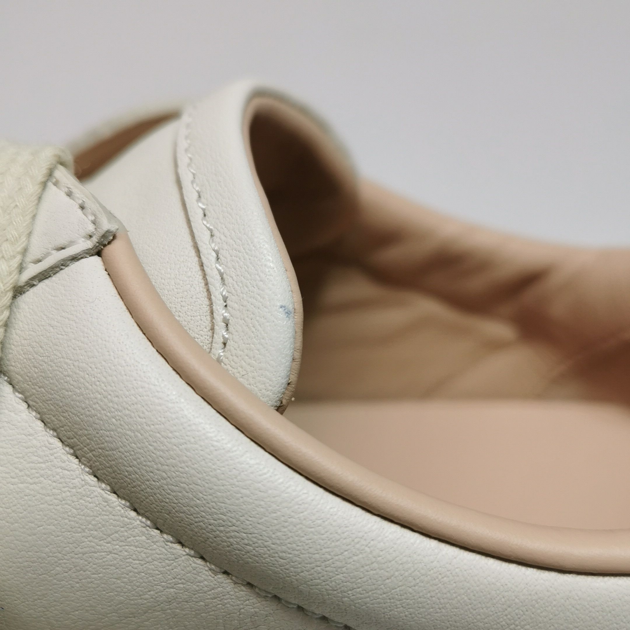 Gucci Gucci Women 6 Lowtop Sneakers Size US 6 / IT 36 - 7 Thumbnail