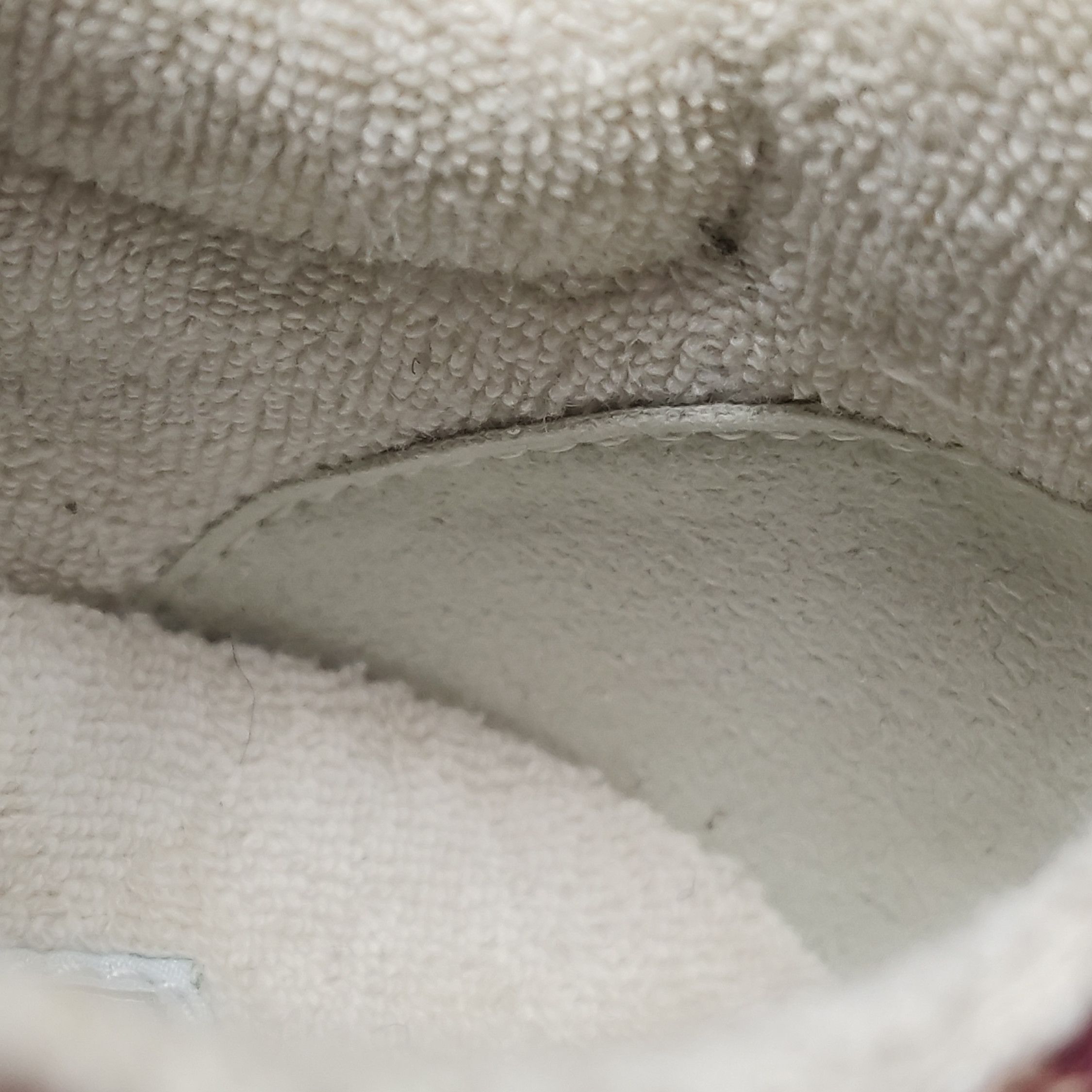 Gucci Gucci Women 5 Lowtop Sneakers Size US 5 / IT 35 - 10 Thumbnail
