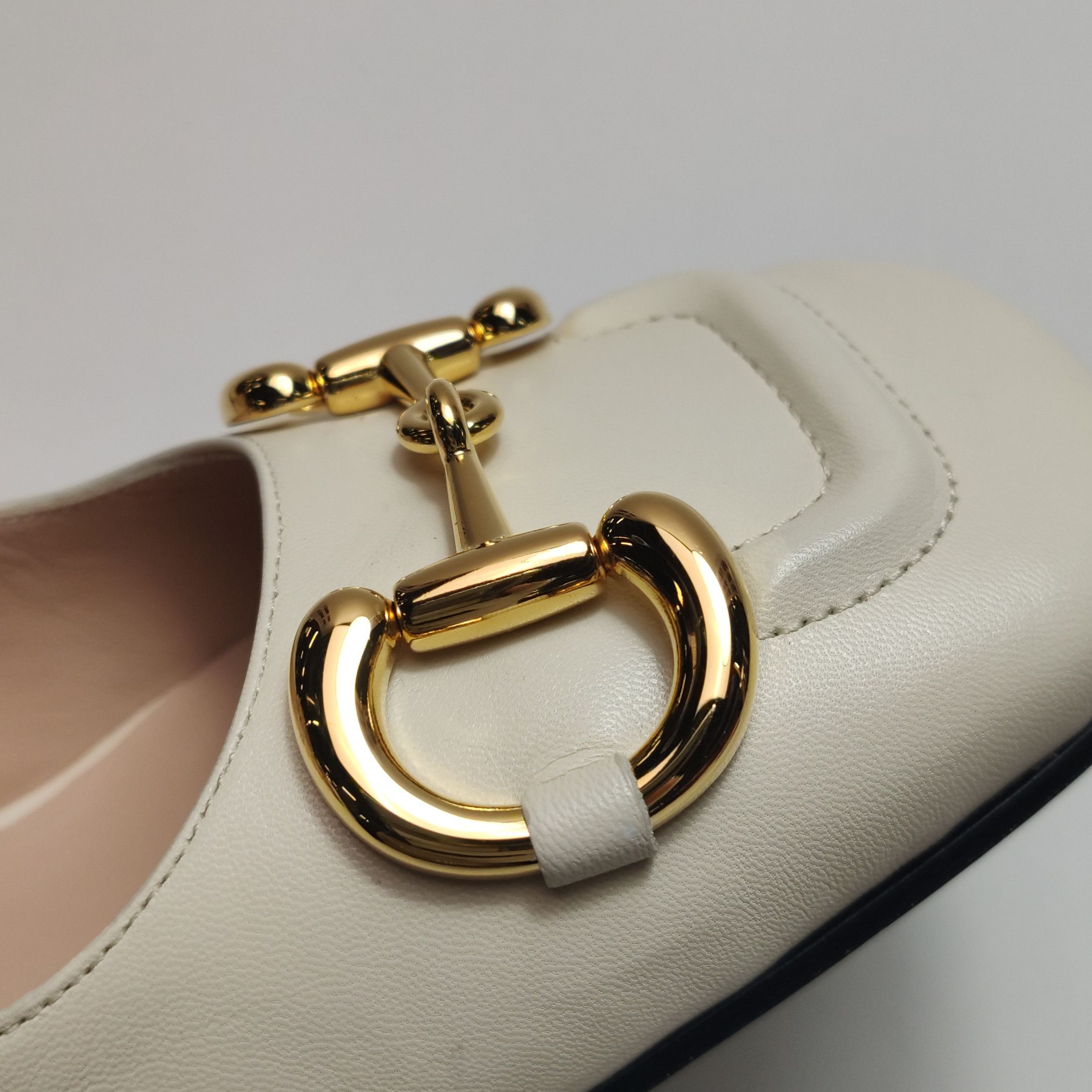 Gucci Gucci Women 8-5 Heels Size US 8.5 / IT 38.5 - 7 Thumbnail