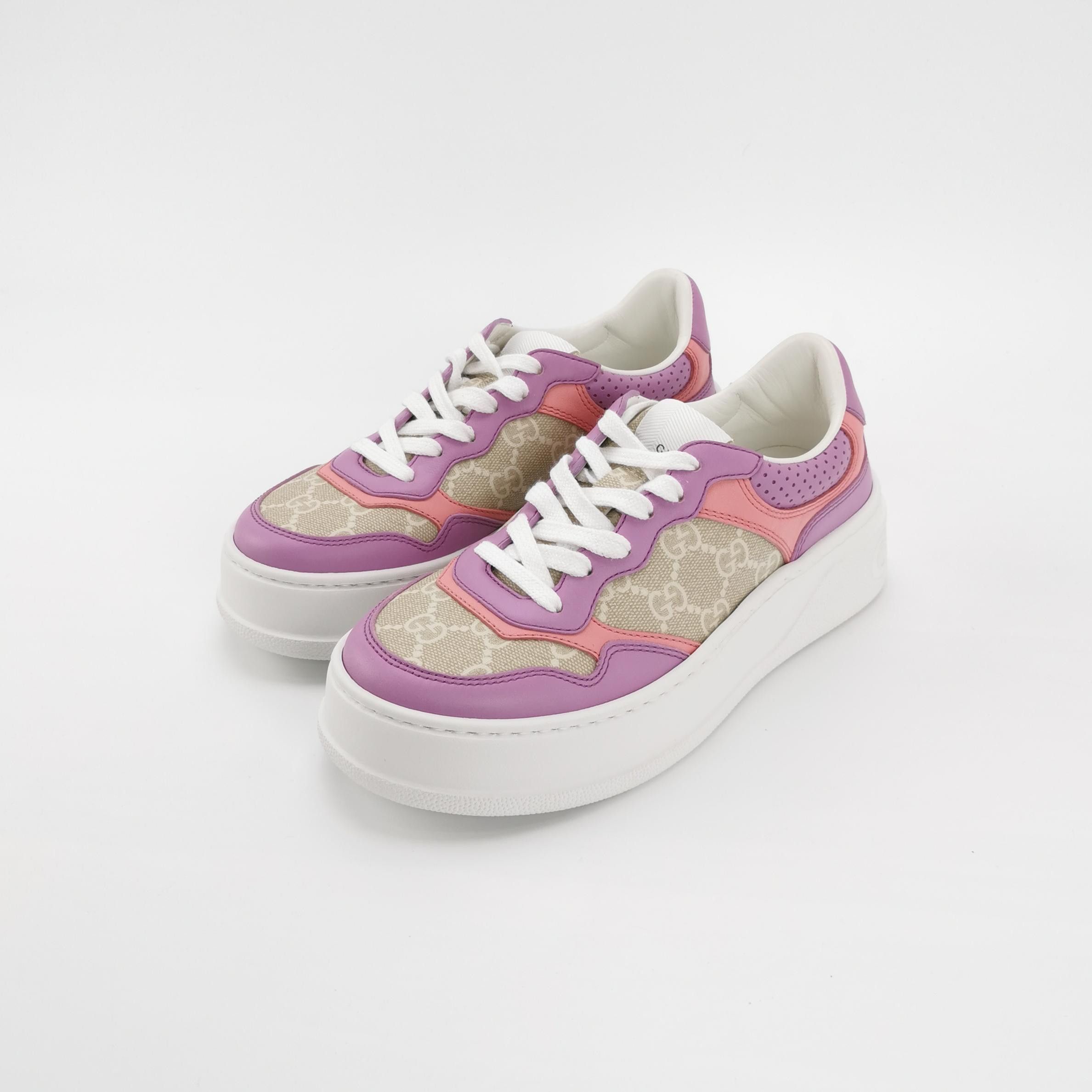 Gucci Gucci Women 5 Lowtop Sneakers Size US 5 / IT 35 - 2 Thumbnail