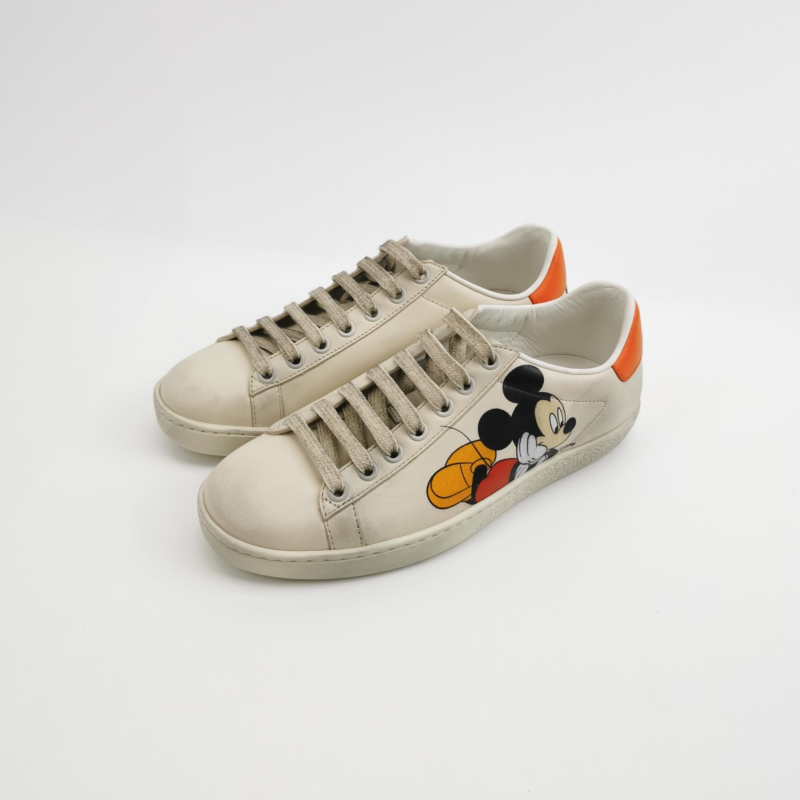 Gucci Gucci Women 5 Lowtop Sneakers Size US 5 / IT 35 - 2 Thumbnail