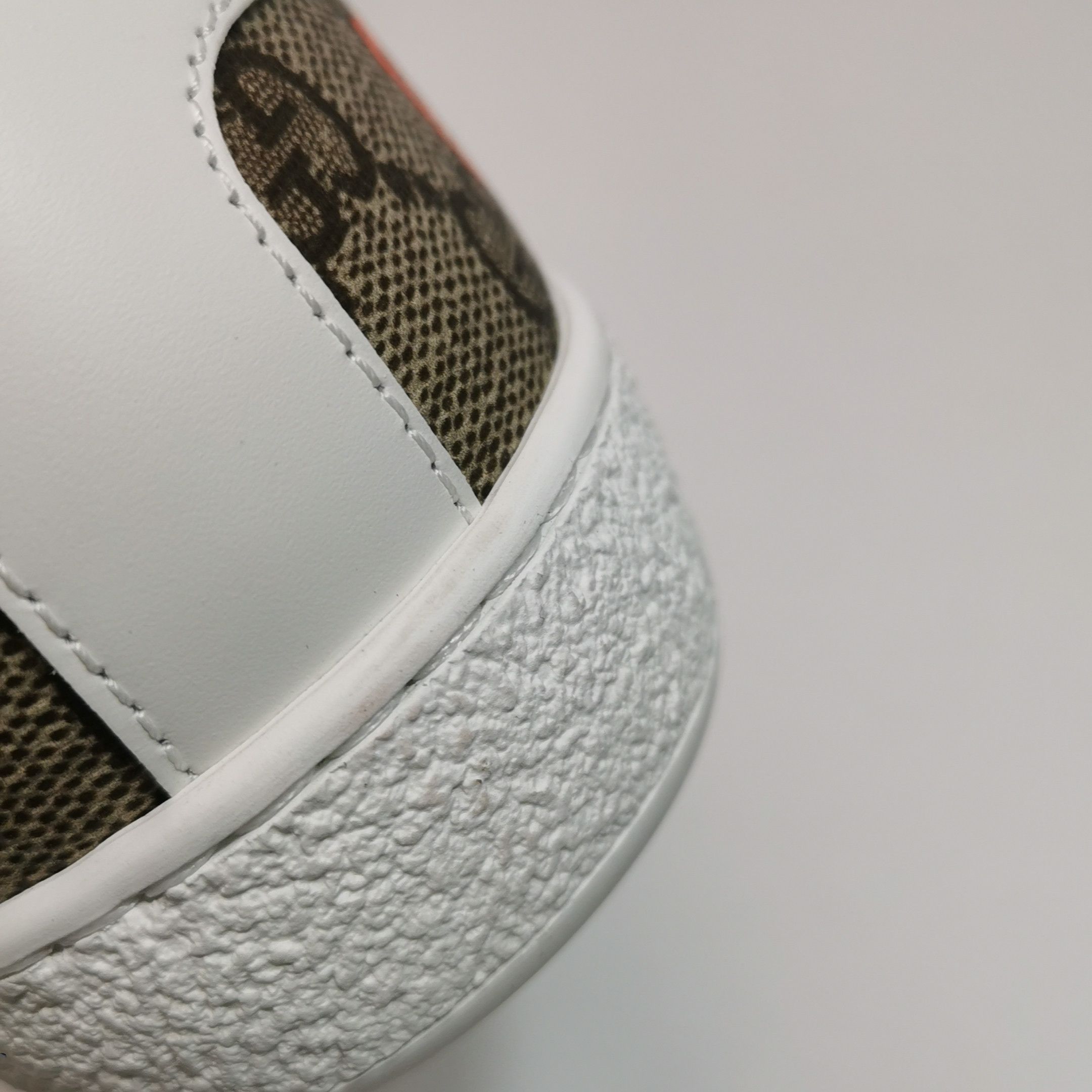 Gucci Gucci Women 5-5 Lowtop Sneakers Size US 5.5 / IT 35.5 - 9 Thumbnail
