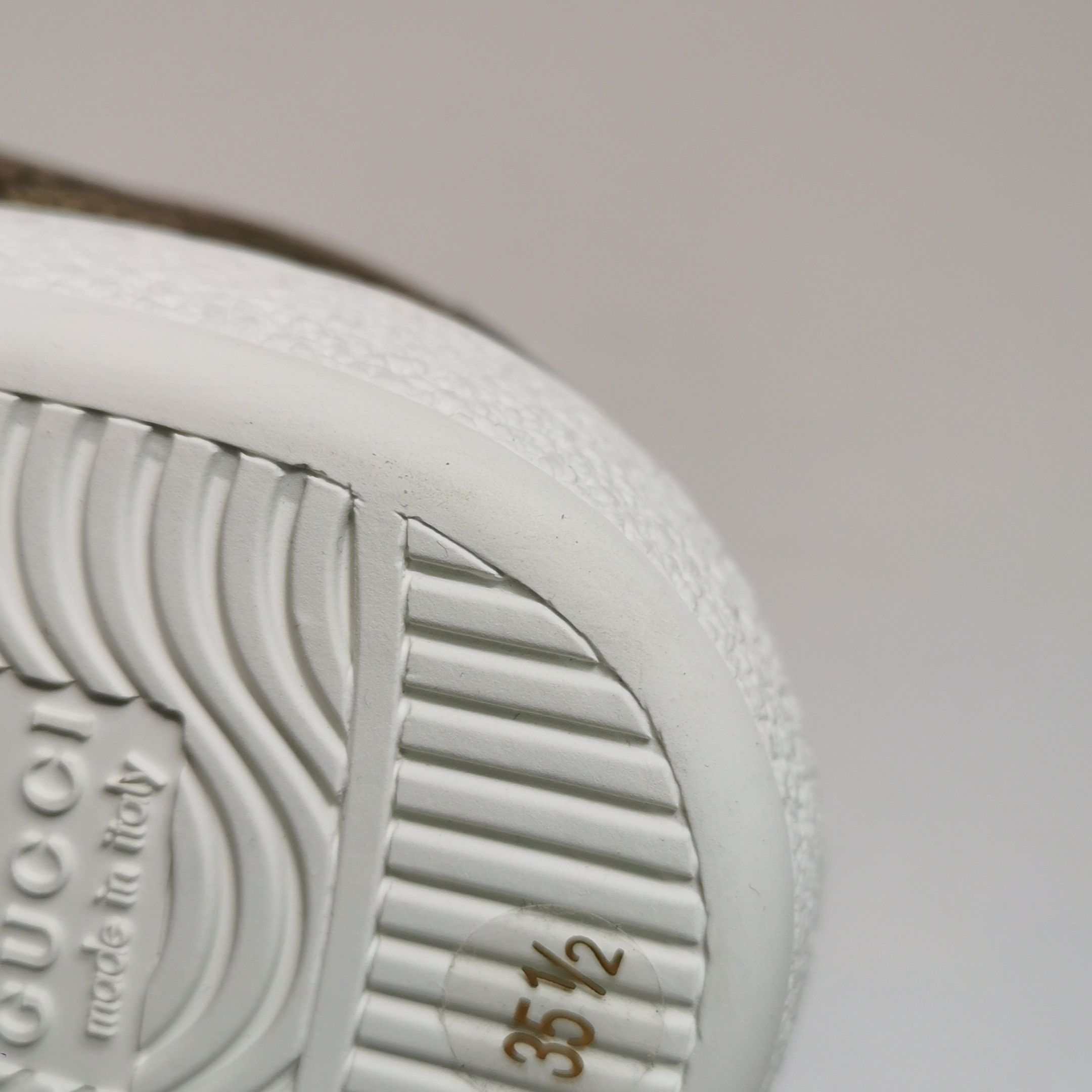 Gucci Gucci Women 5-5 Lowtop Sneakers Size US 5.5 / IT 35.5 - 10 Thumbnail