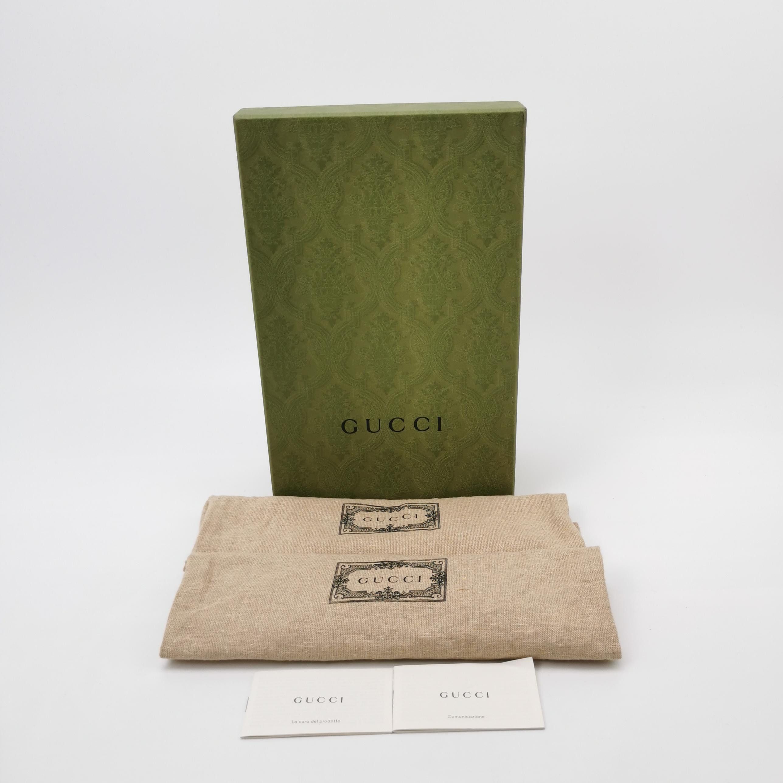 Gucci Gucci Women 7-5 Lowtop Sneakers Size US 7.5 / IT 37.5 - 6 Thumbnail