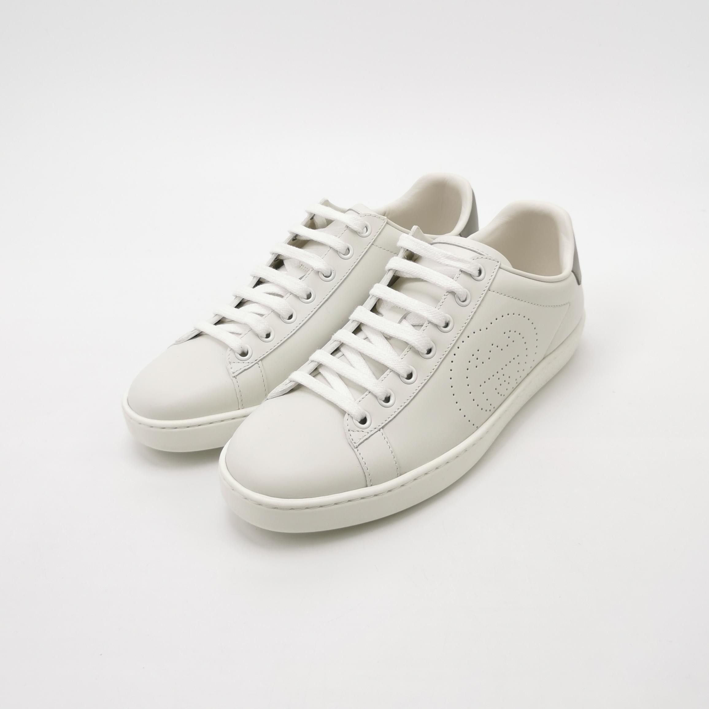 Gucci Gucci Women 7-5 Lowtop Sneakers Size US 7.5 / IT 37.5 - 2 Thumbnail
