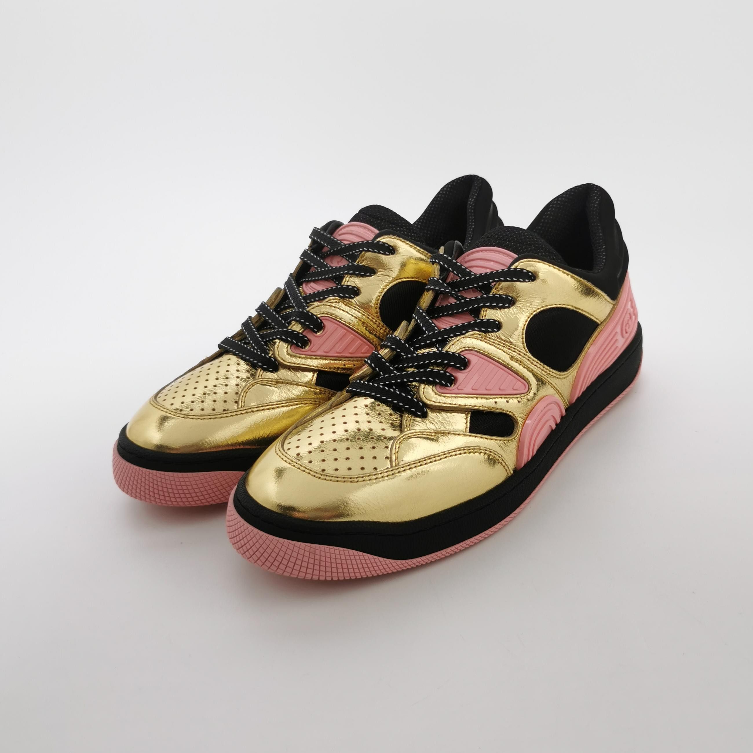Gucci Gucci Women 9 Lowtop Sneakers Size US 9 / IT 39 - 2 Thumbnail