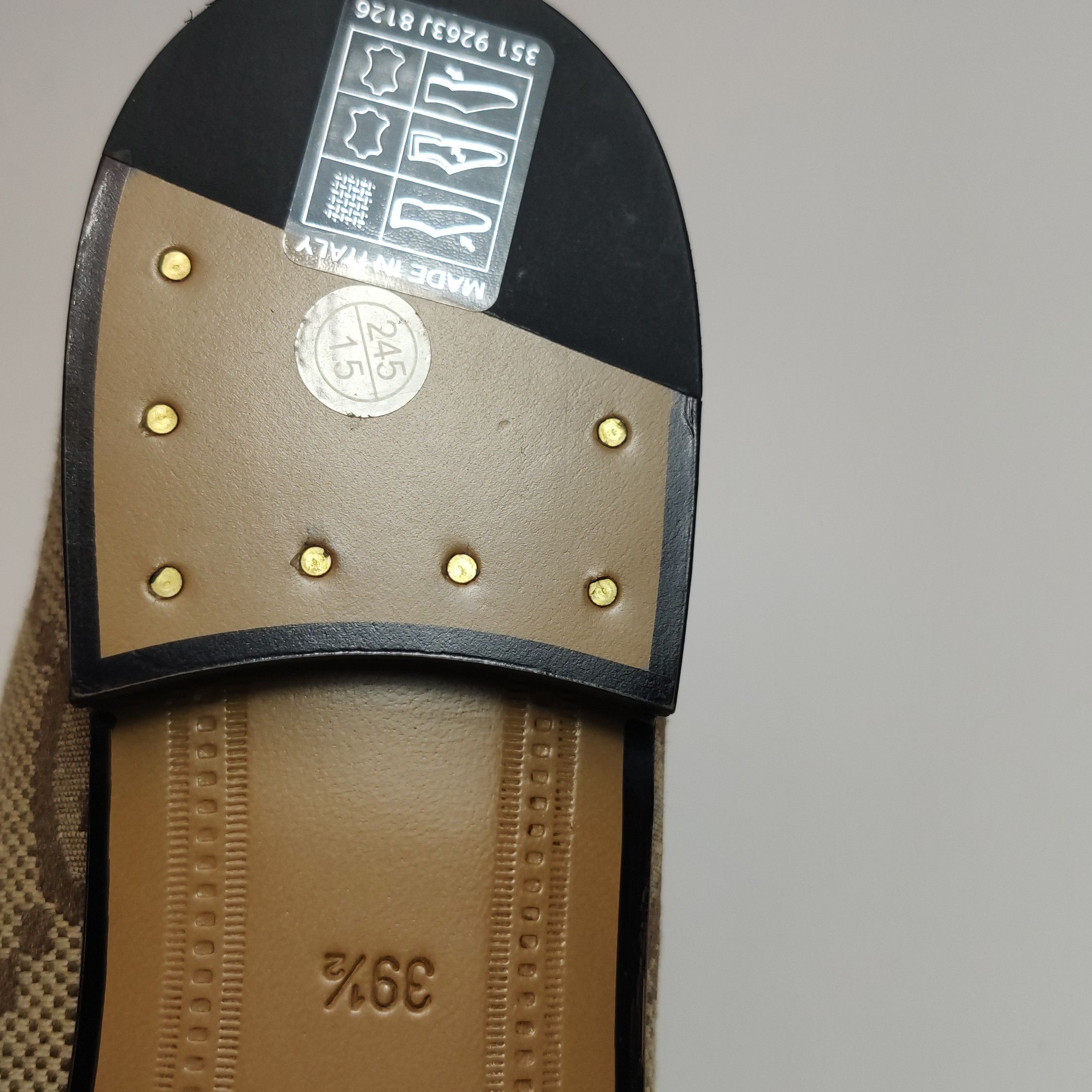 Gucci Gucci Women 9-5 Flats Size US 9.5 / IT 39.5 - 10 Thumbnail