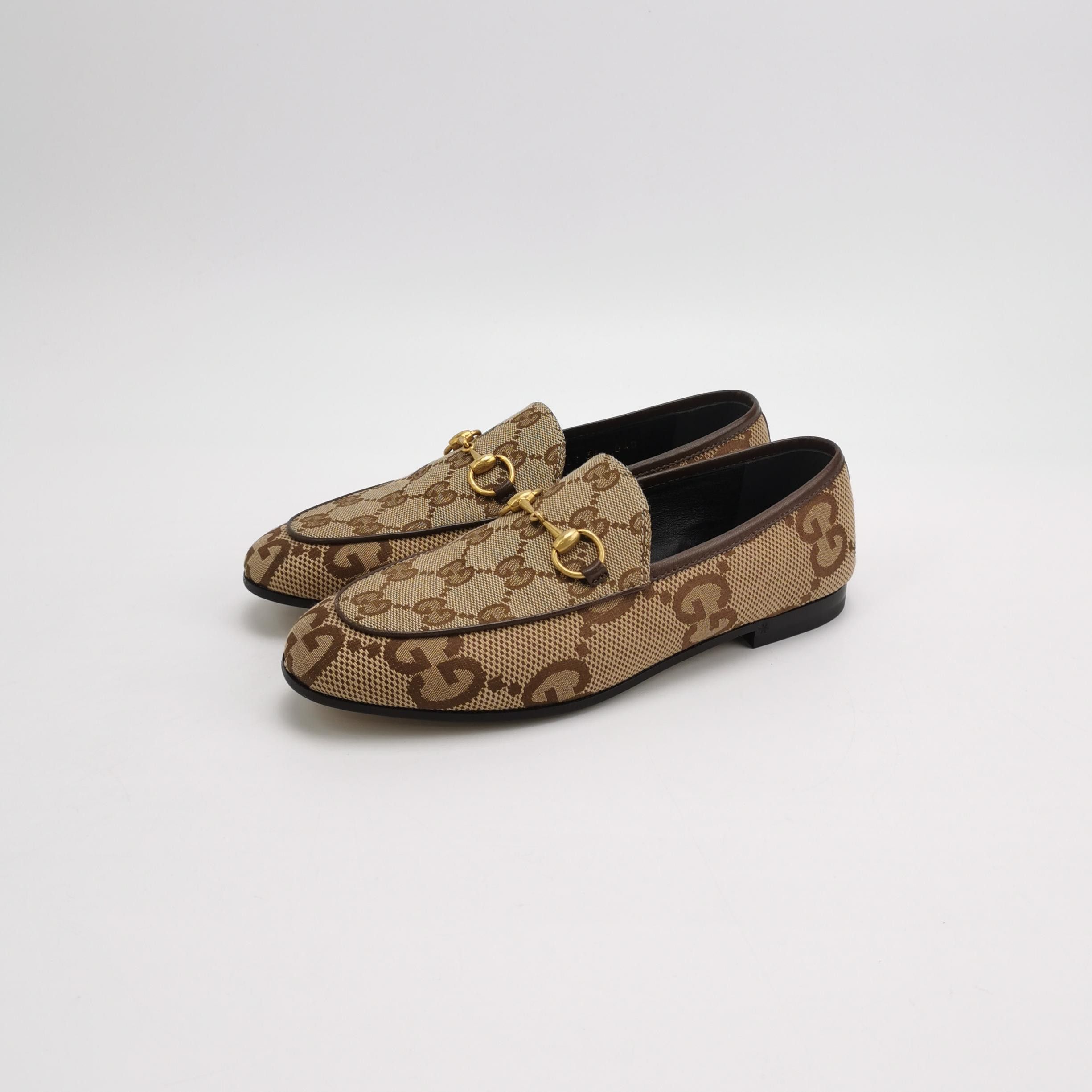 Gucci Gucci Women 5 Flats Size US 5 / IT 35 - 2 Thumbnail