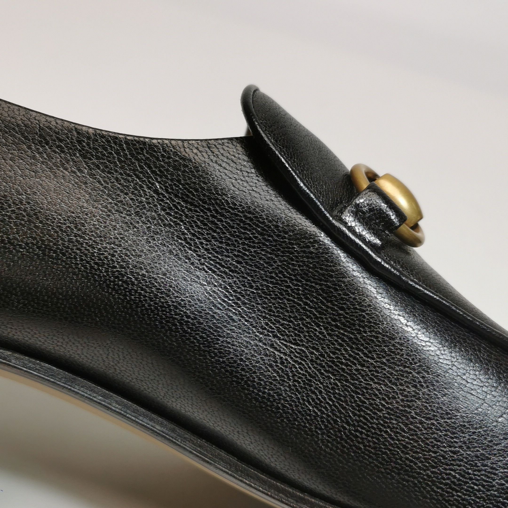 Gucci Gucci Women 7-5 Flats Size US 7.5 / IT 37.5 - 9 Thumbnail