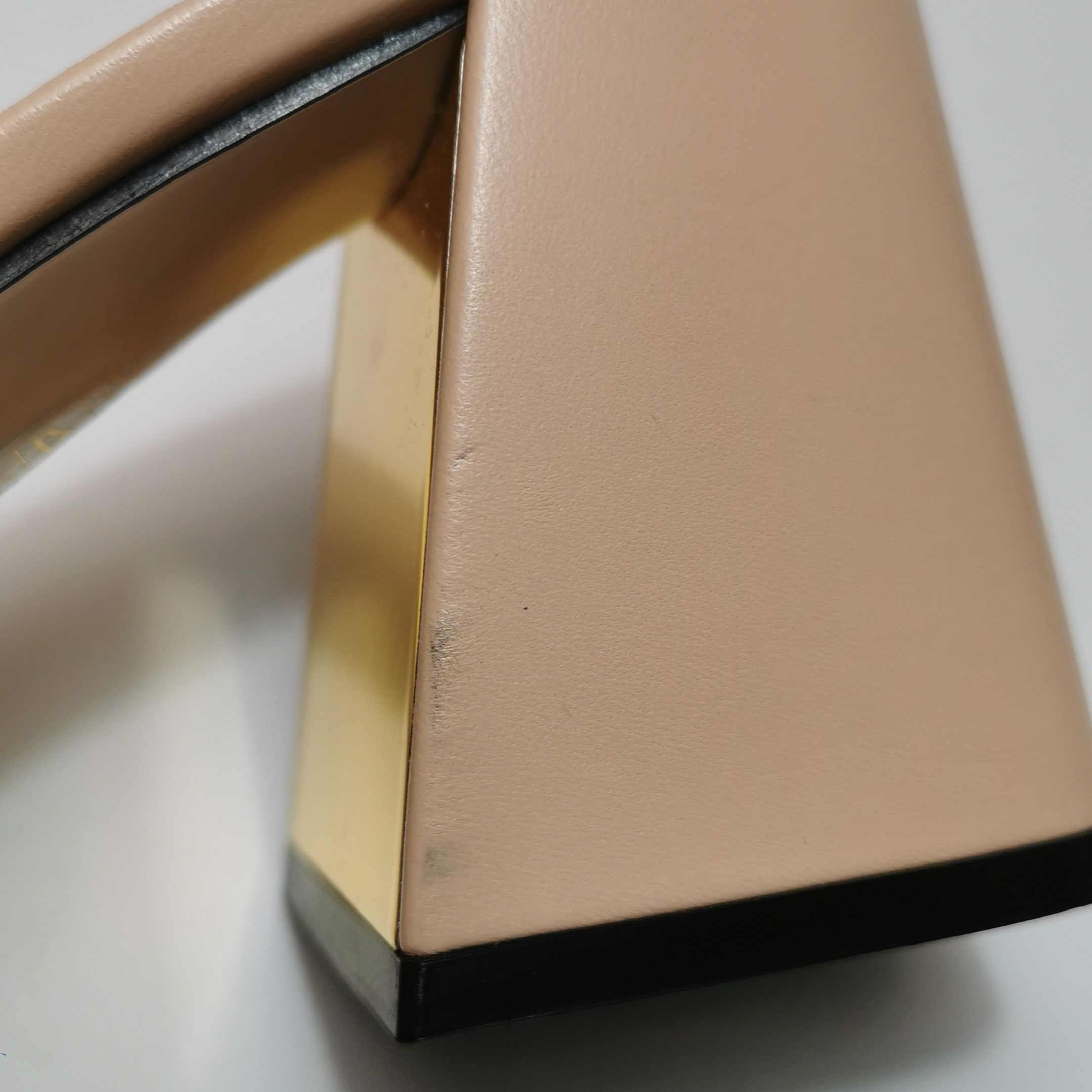 Gucci Gucci Women 9 Sandals Size US 9 / IT 39 - 13 Thumbnail