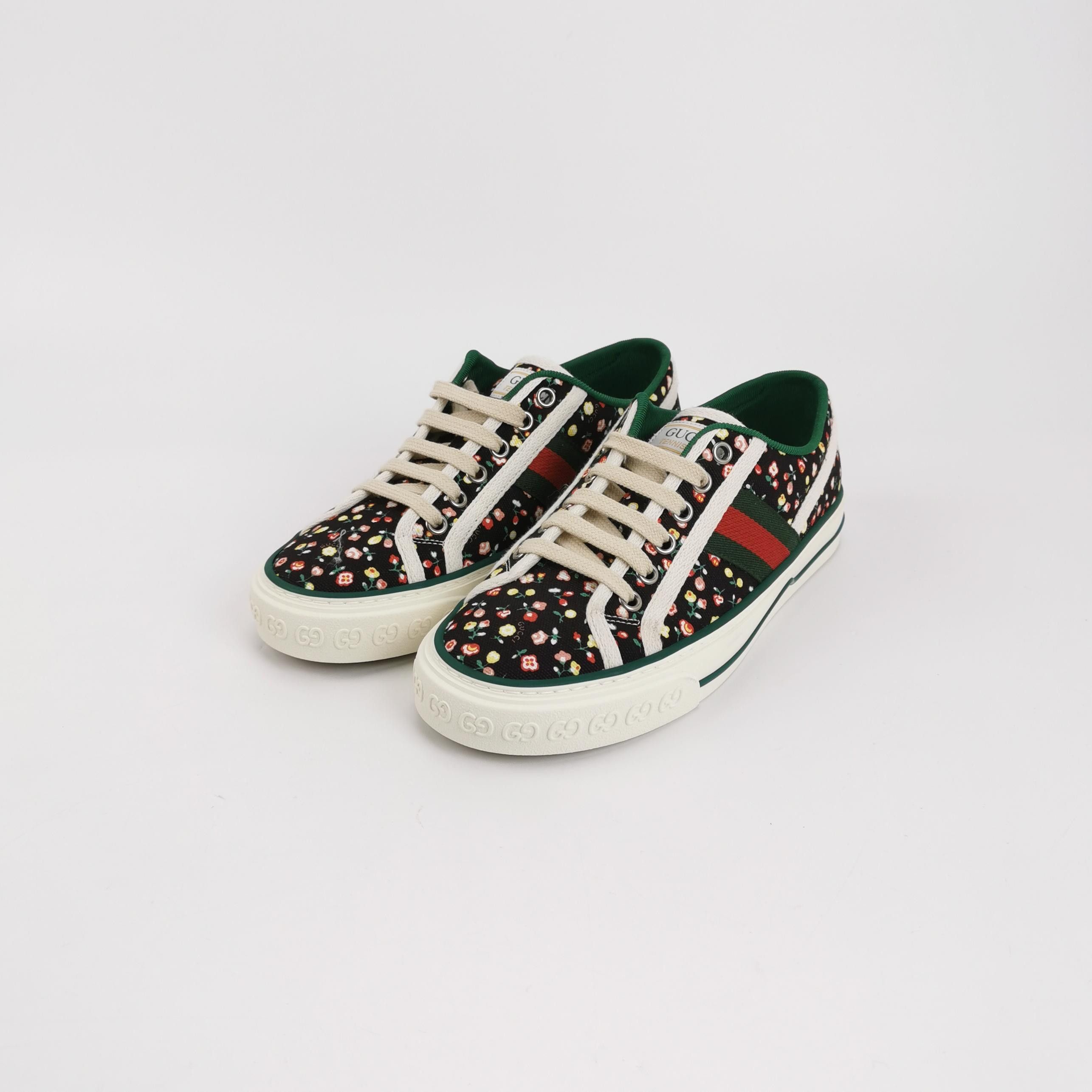 Gucci Gucci Women 6 Lowtop Sneakers Size US 6 / IT 36 - 2 Thumbnail