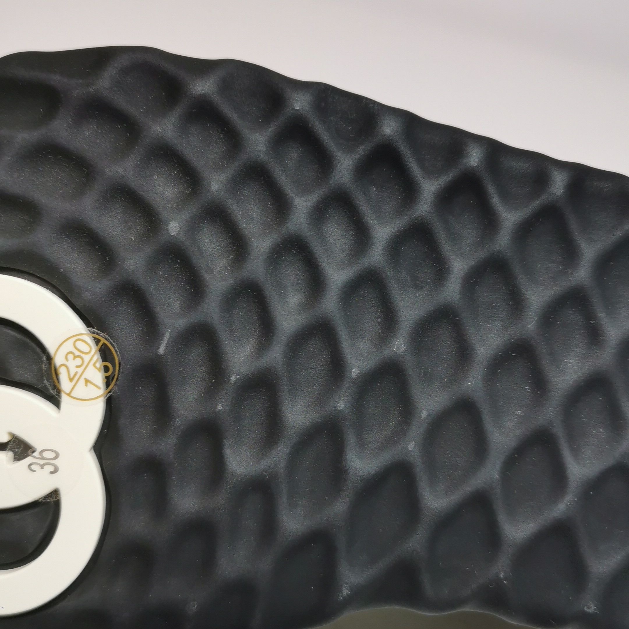Gucci Gucci Women 6 Lowtop Sneakers Size US 6 / IT 36 - 7 Thumbnail